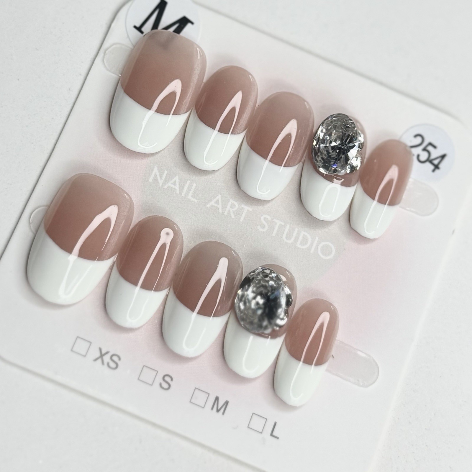 Handmade Nude White French Tip Press-On Nails Short Oval Reusable Fake Nail