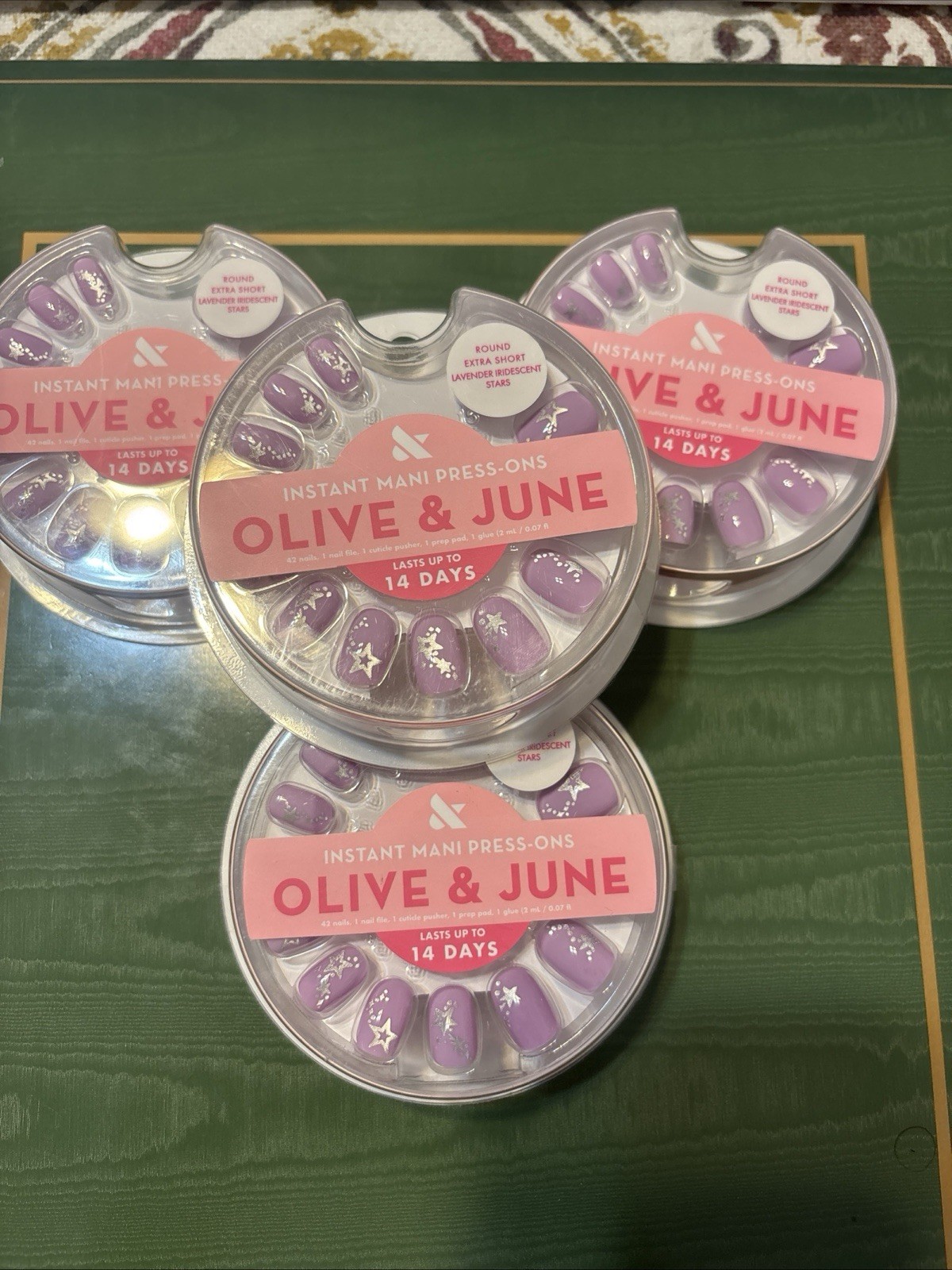 Olive & June Instant Mani Press On Nails Lavender Iridescent Stars- NEW