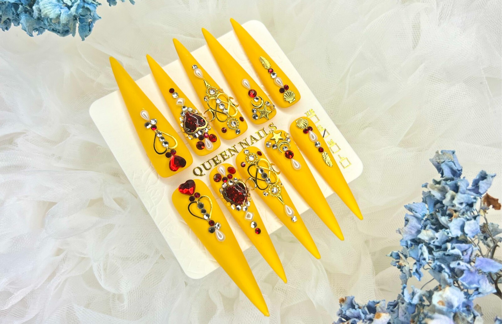 Queen Luxurious Handmade Yellow Diamond Stiletto Press on Nails 10ps S-M -L