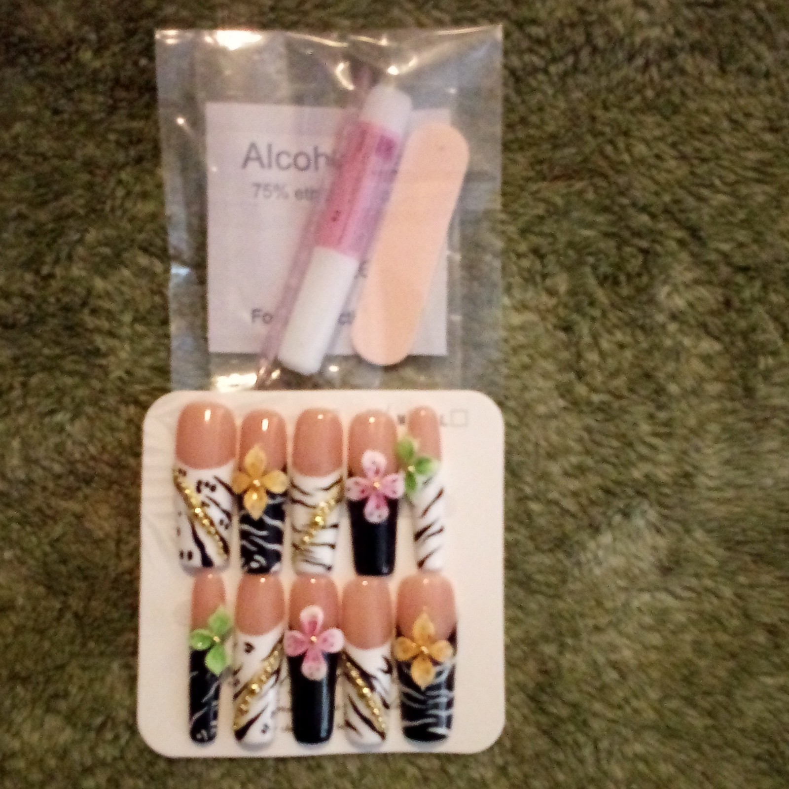 3D Pre-Designed Press-On Nails Nude Black White Gold Long Coffin Flower Zebra