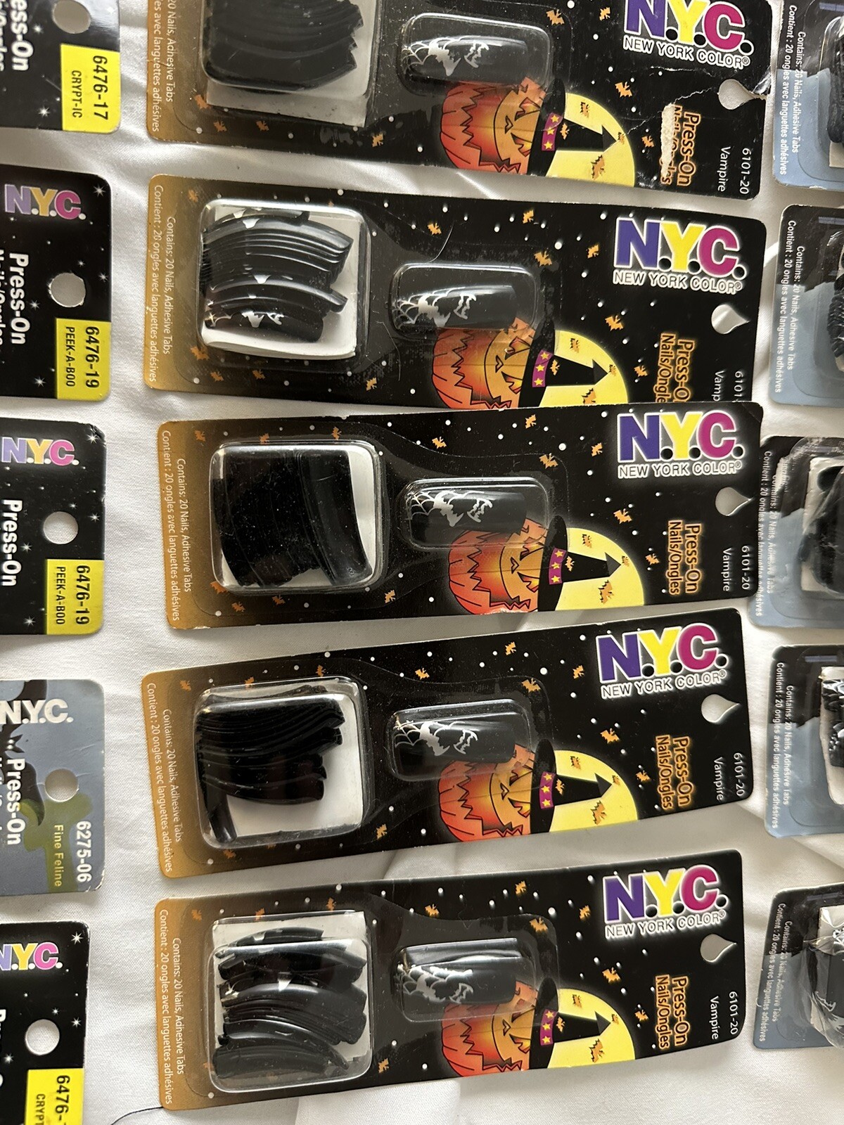 19 HALLOWEEN THEME PRESS ON NAILS,,20 NAILS PER PACK, GHOSTS, BATS,ETC,