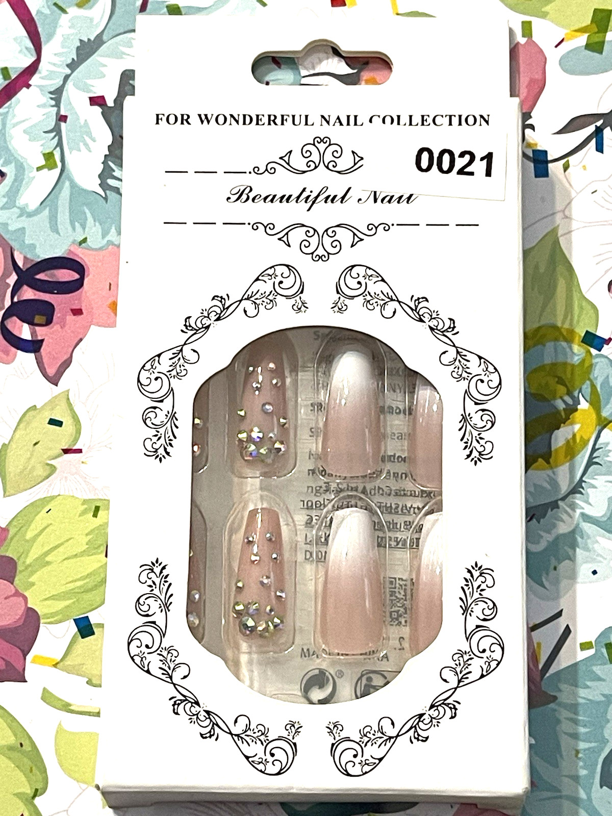 For Wonderful Nail Collection NUDE to WHITE OMBRÉ & STONES Press On Manicure NIB