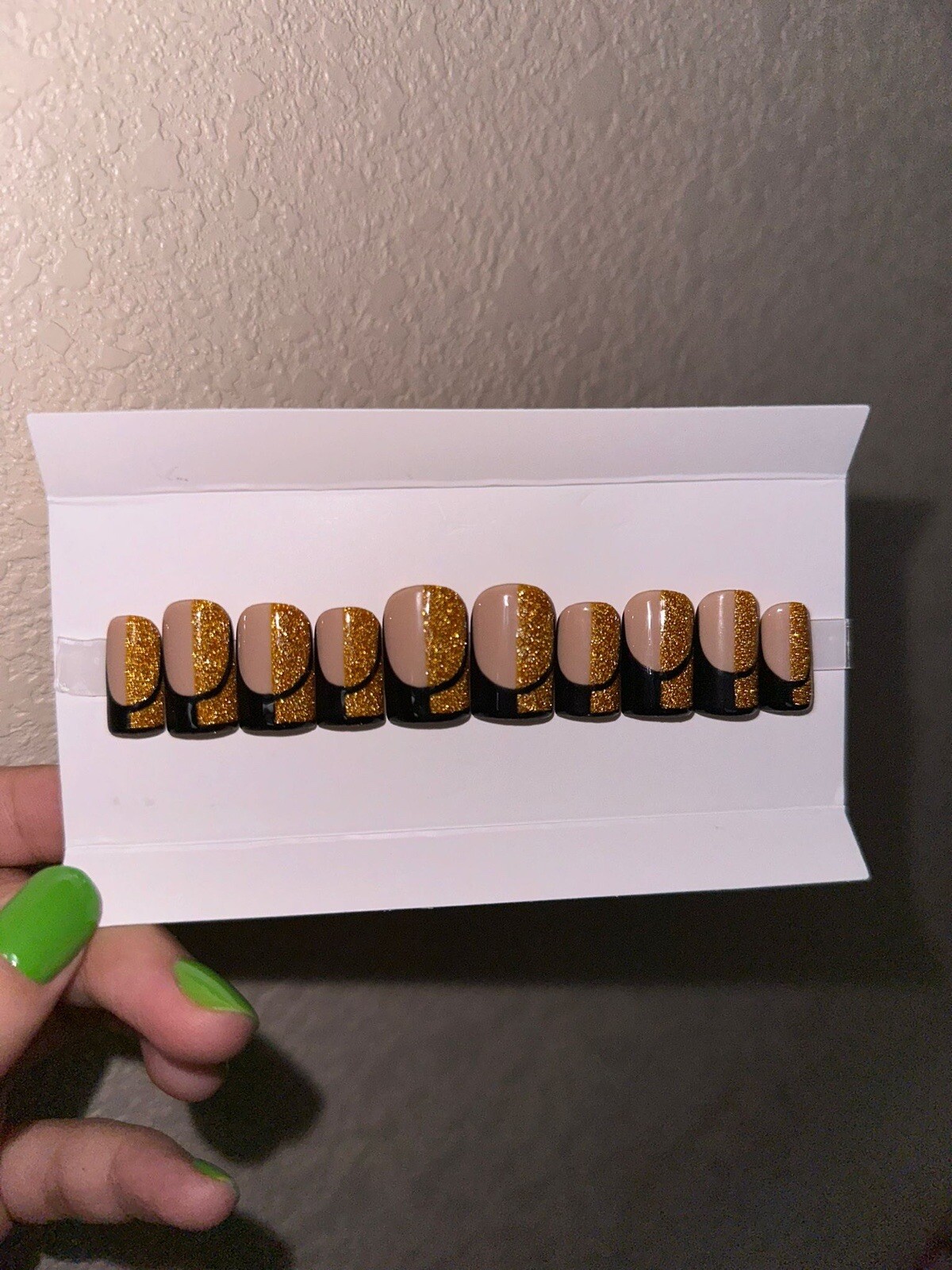 Custom Design – Square Gel Press On Nails, 10 Piece Full Set W/ Installation Kit