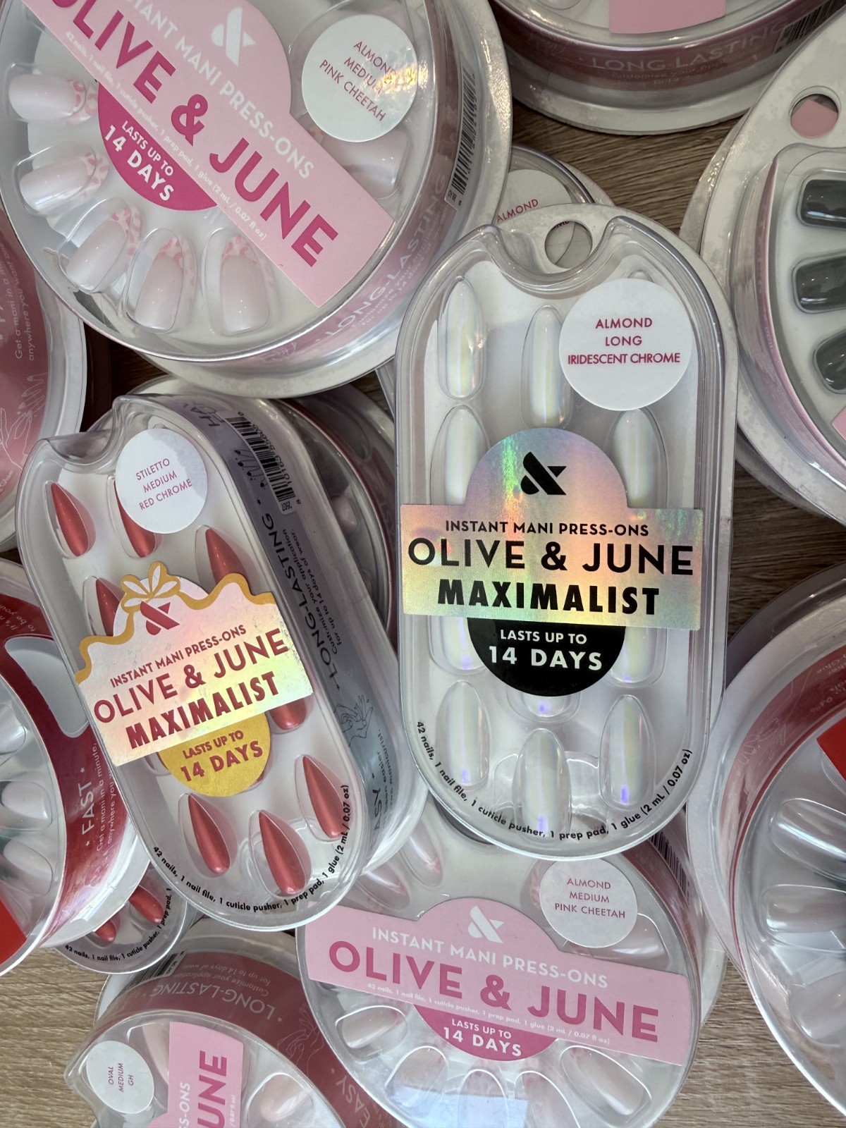 Lot of 30 – Olive and June Press-On Nails 14 Days Multiple Colors & Sizes