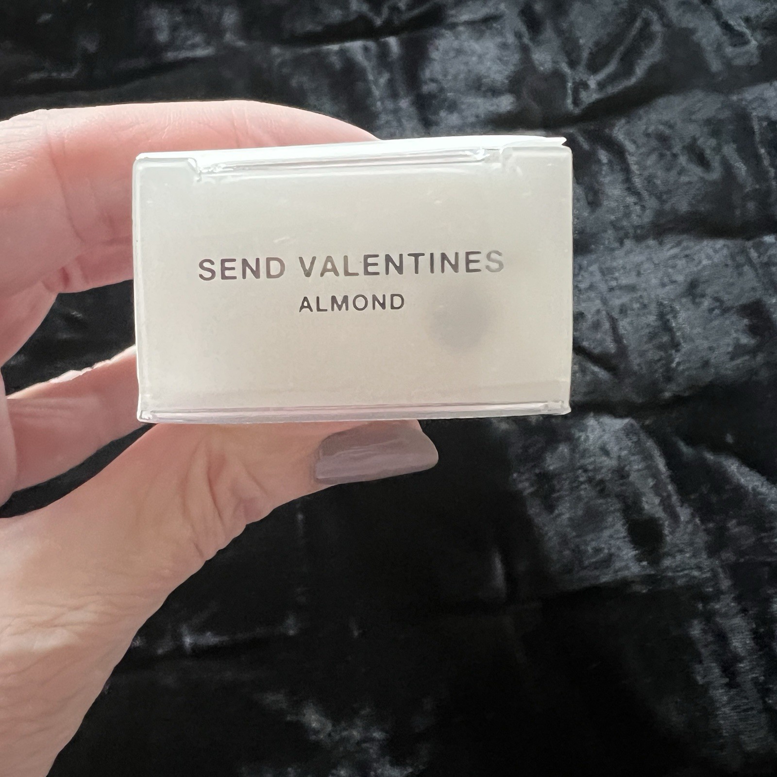 💖 Static Nails Send Valentines Almond Reusable Pop-On Manicure New In Box