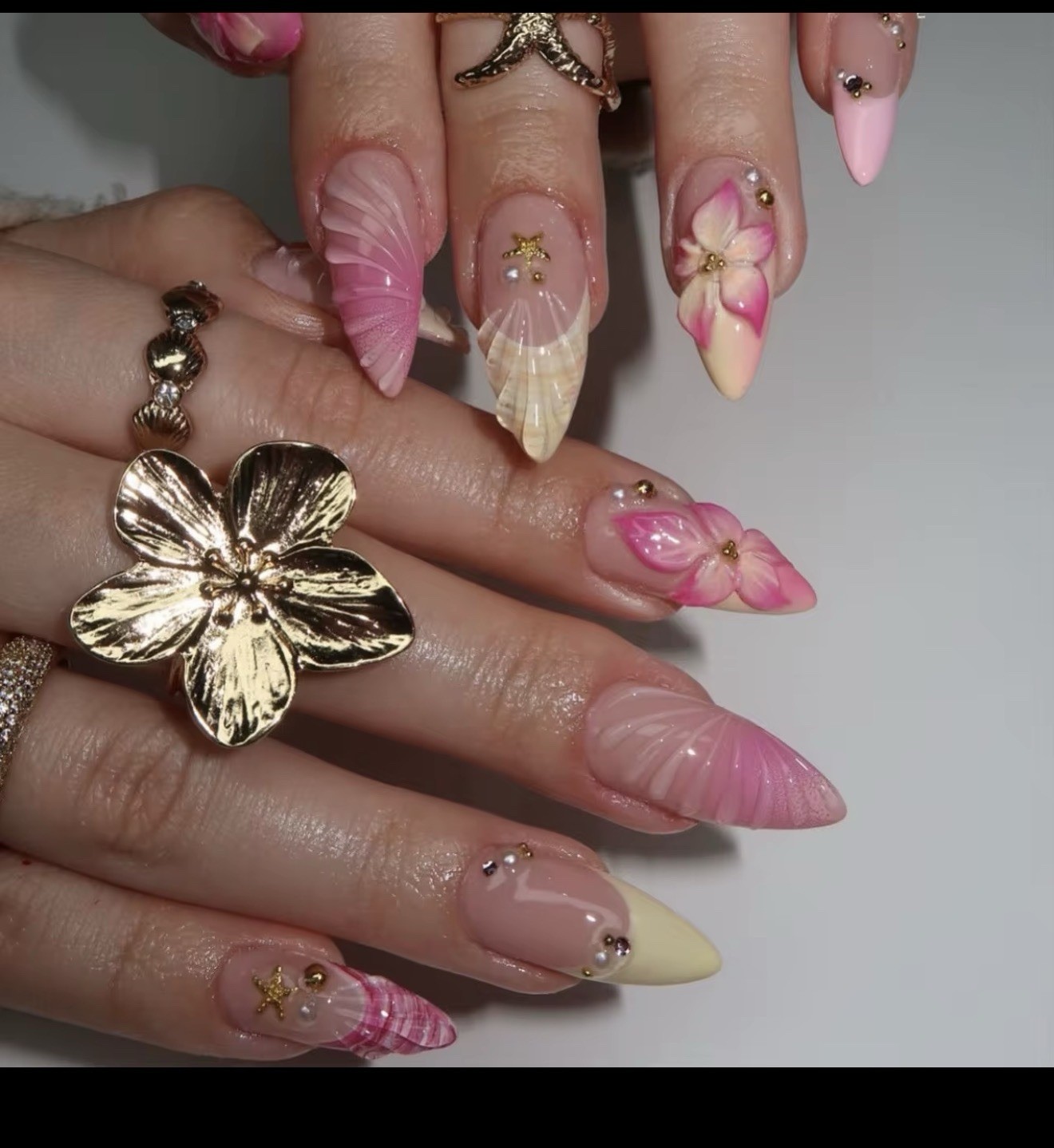 24Pcs 3D Press-On Nails Set (Bows, Rhinestones, Shells & Floral Designs) – Reus