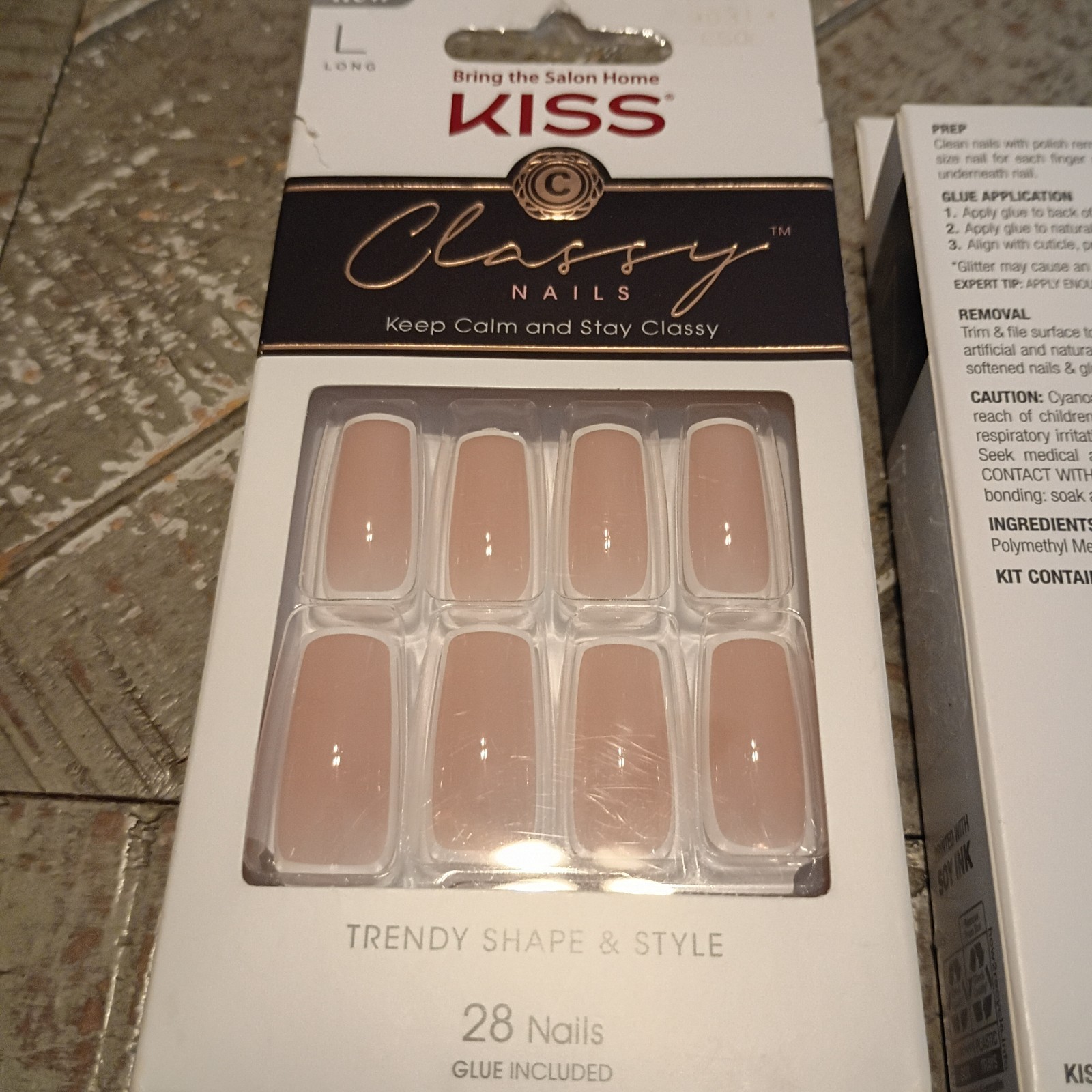 Kiss Classy Nails Press On Nails Long Coffin-Shaped 28 Neutral NIB (2 packs)