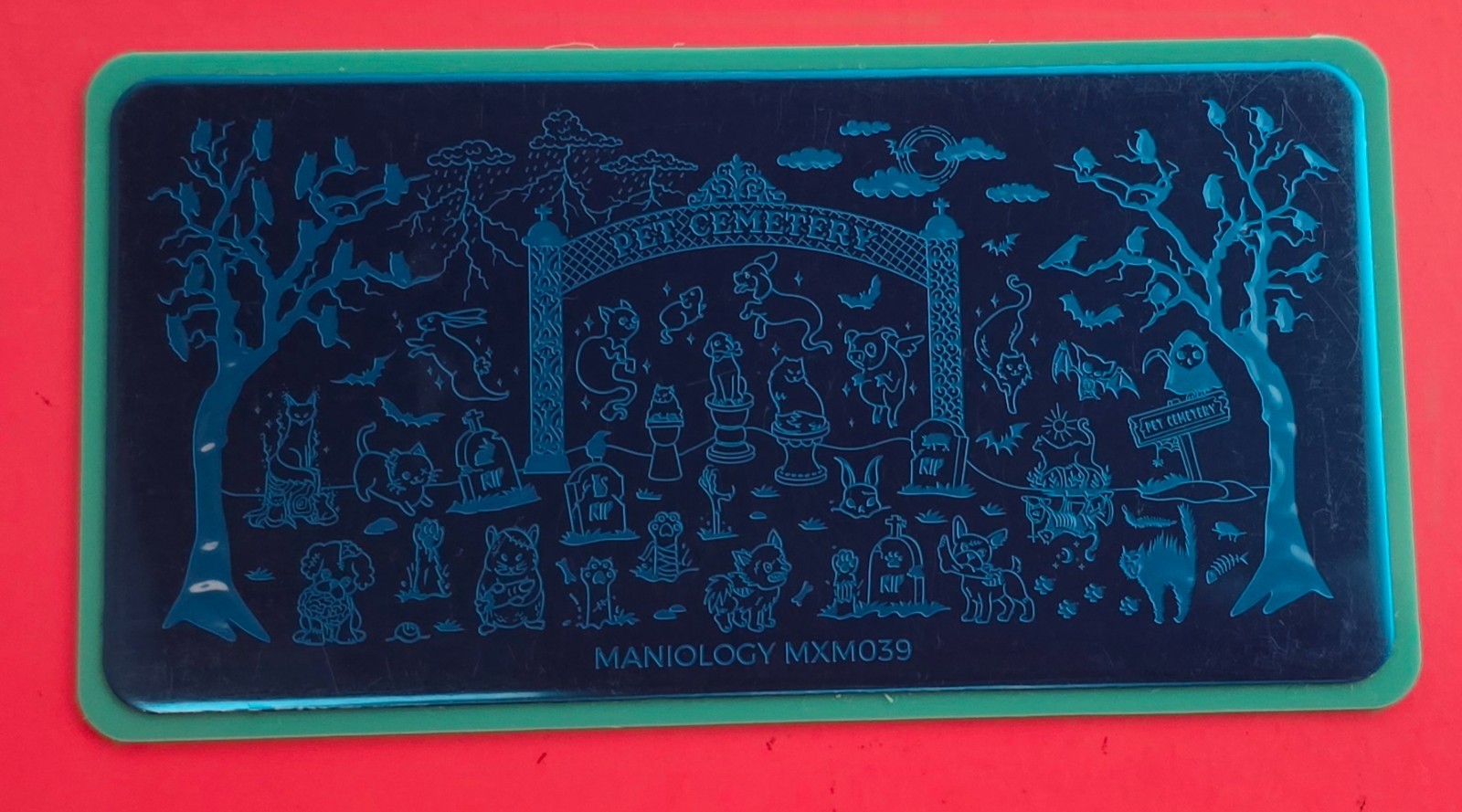 Maniology MXM039/MXM040 Pet Cemetery Plates Brand New HTF