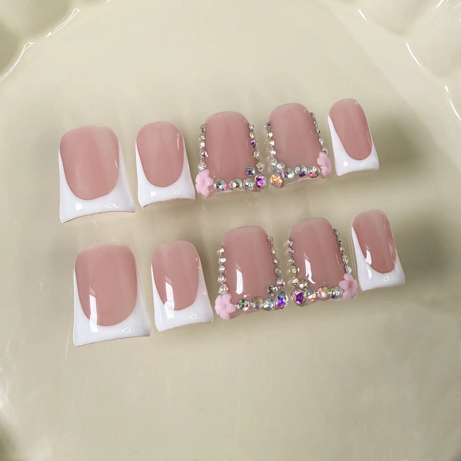 10pcs Handmade Press on Nails Art Simple White French Short Fake Nail Wearable