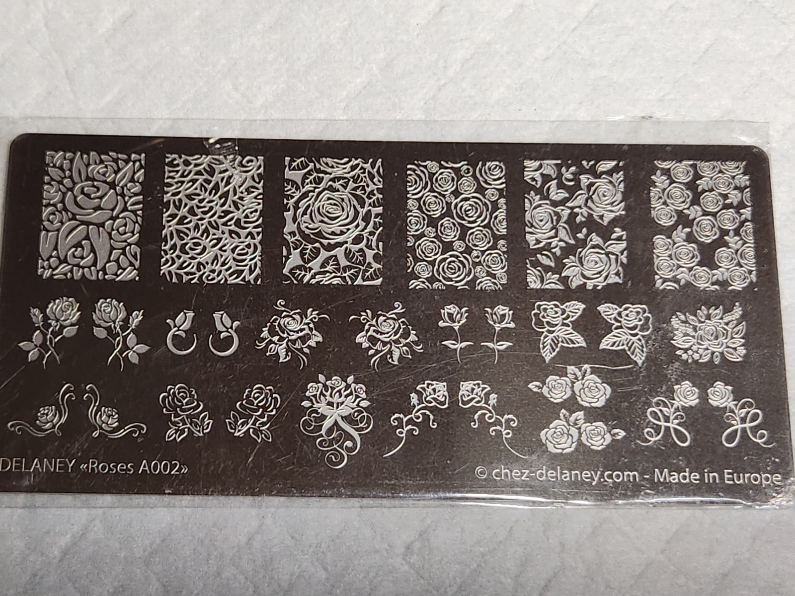 Delaney Roses A002 European Nail Stamping Plate – New in Package