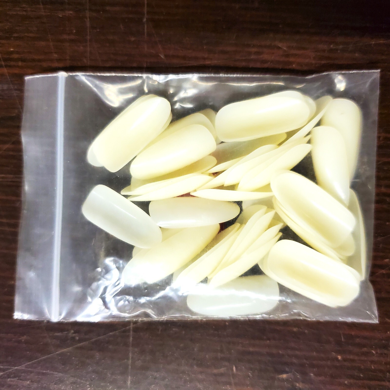 [PACK OF 50] Press-On White Acrylic Nail Tips Size #3 / 1″ Long Almond – NEW!