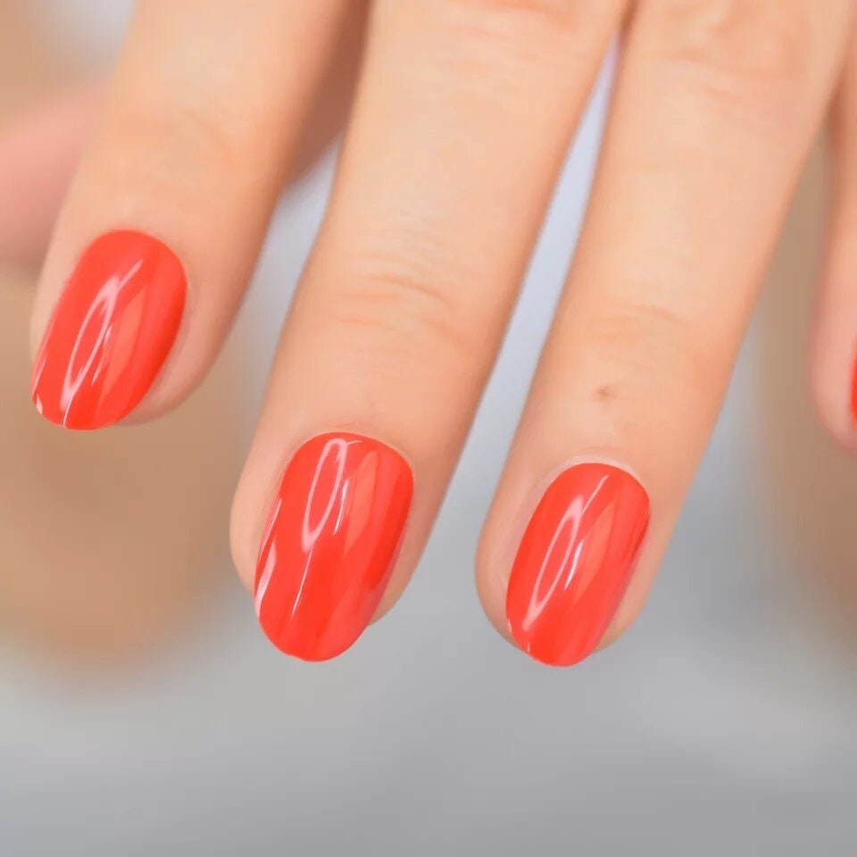 24 Red Press on nails kit with glue almond rounded oval short medium