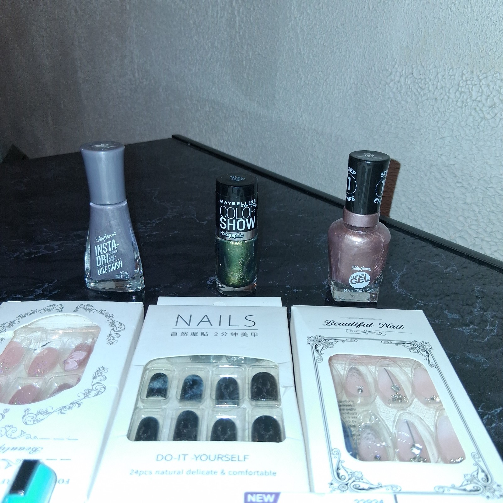 Lot Of Artificial NailsPolish, Nail Art Pen
