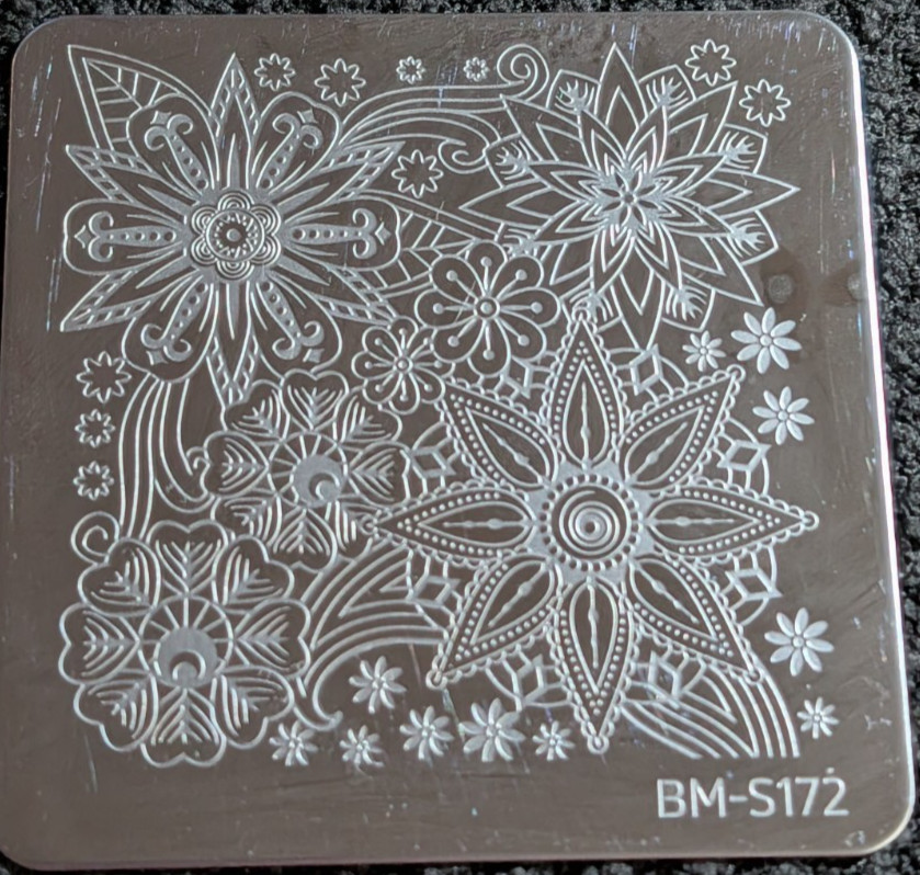 Nail Stamping Plate 2pc lot Marianna Nails No. 8 Mandala BM-S172 Floral