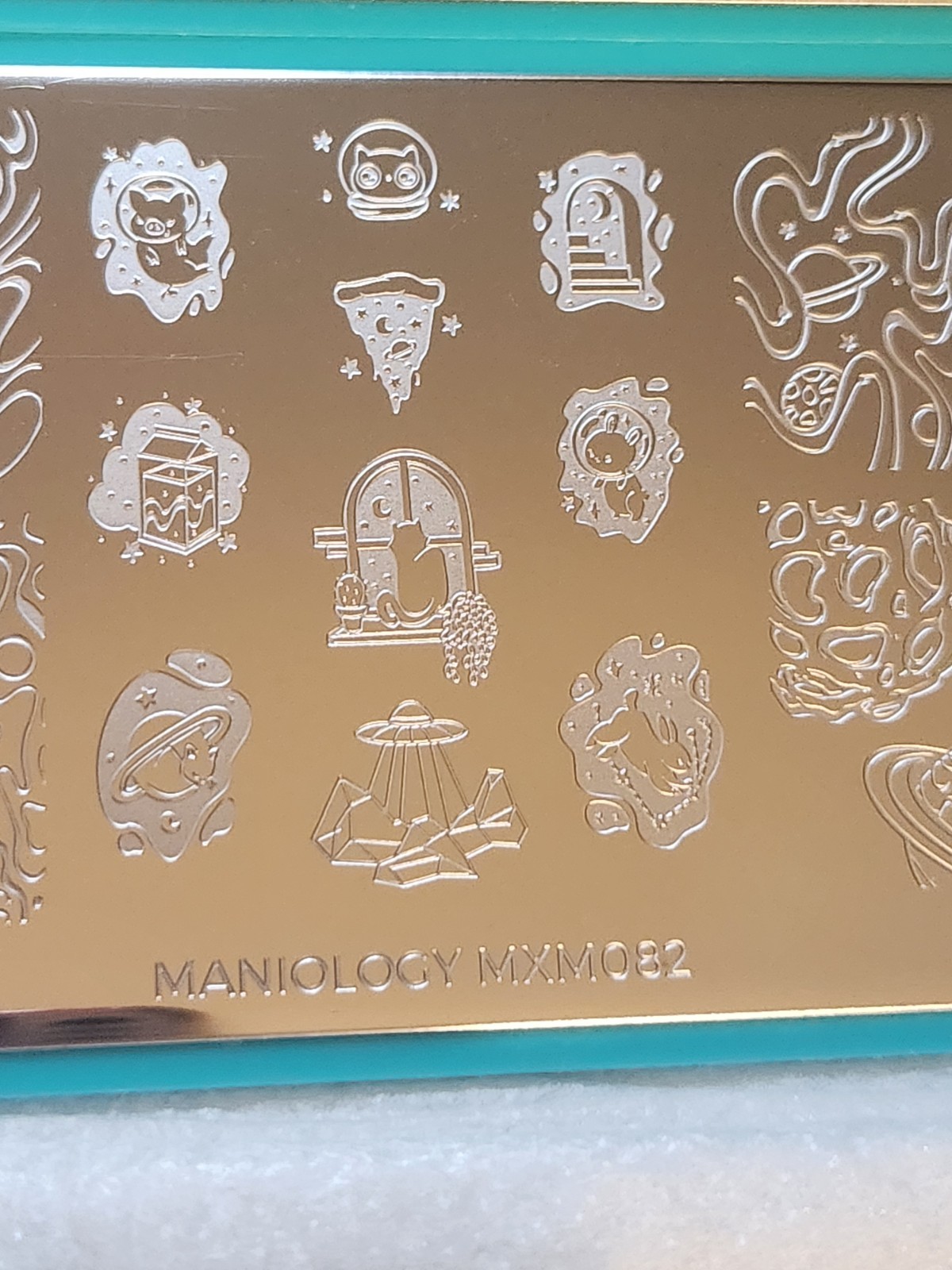 Maniology MXM081 & MXM082 Starstruck Mani & Me Nail Stamping Plate Set
