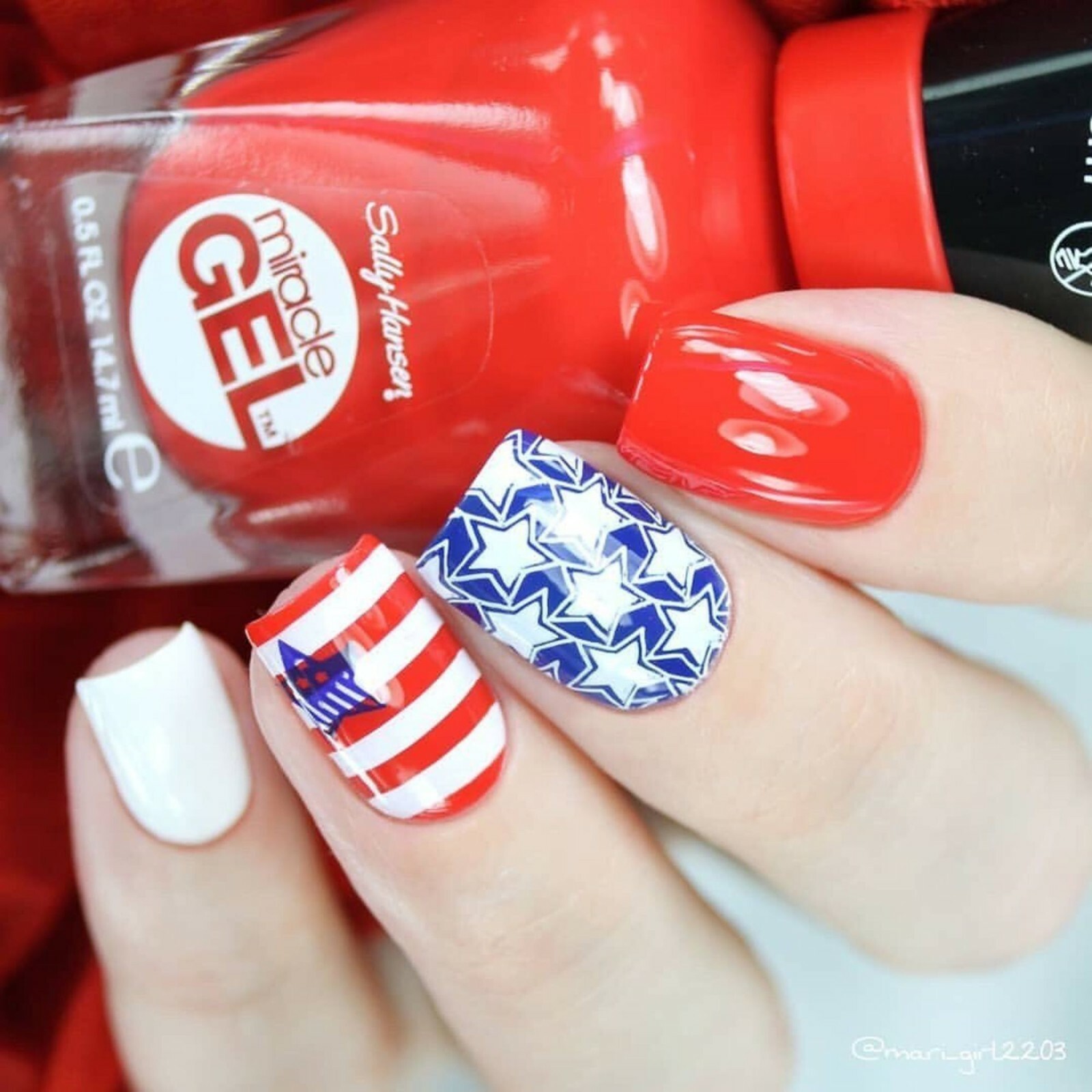 B043 Stars and Stripes Stamping Plate For Stamped Nail Art Design