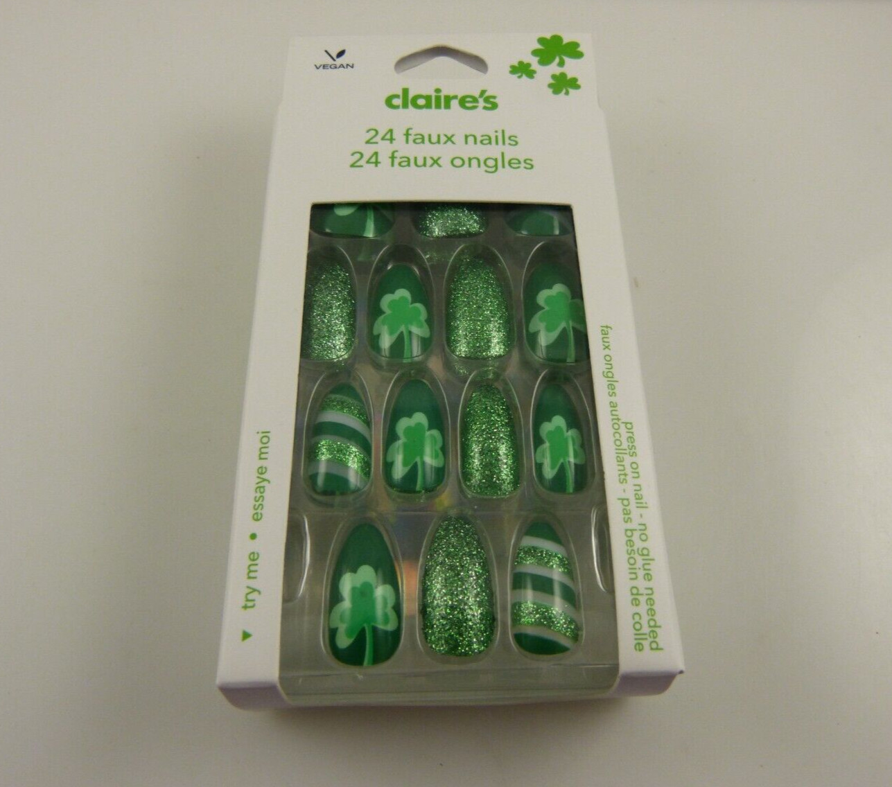 Claire’s faux false nails Shamrock clover St. Patricks day glittery