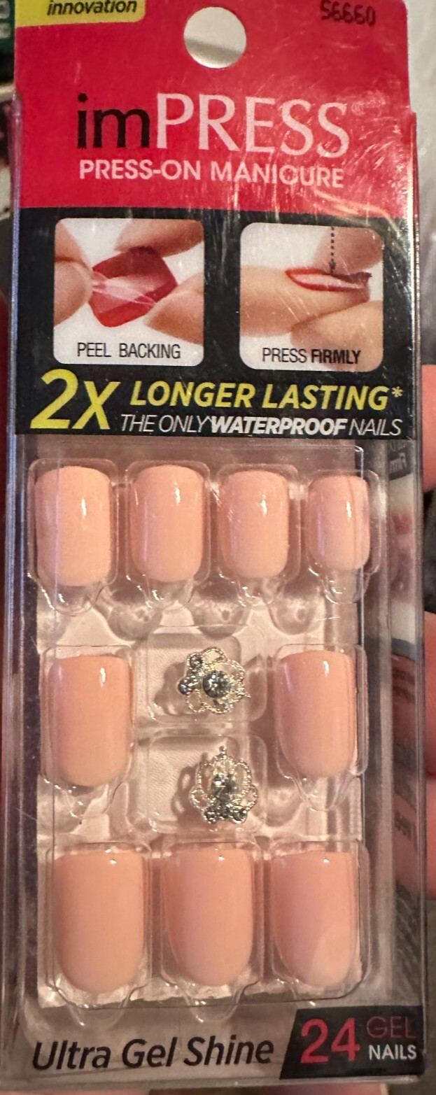 Impress Gel Manicure Press on Nails Short Pale Pink ultra shine with crown