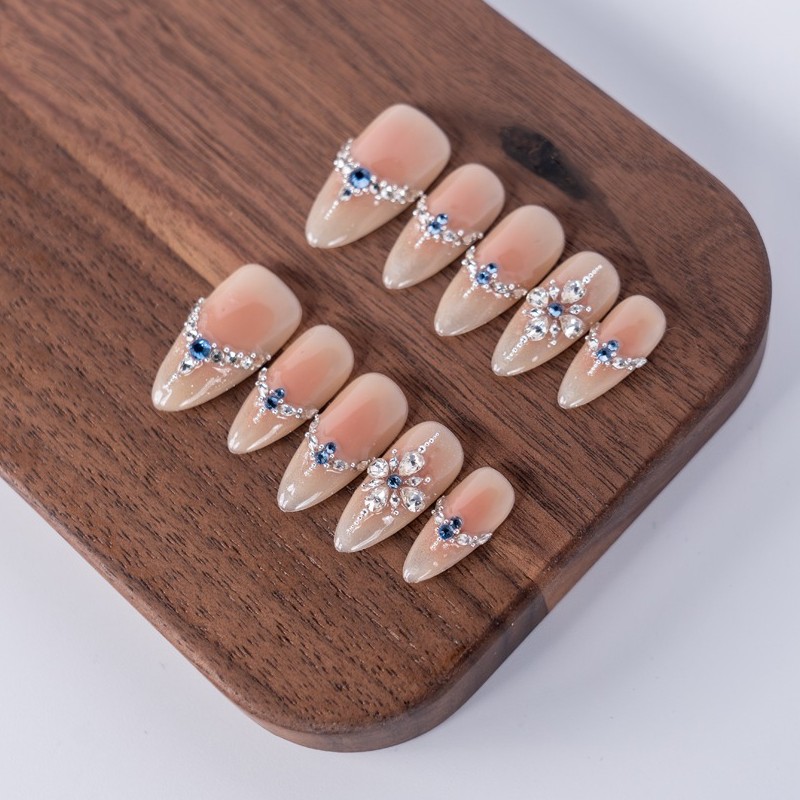 10pcs Pink Nude Sapphire Bridal Nails Rhinestone Wedding