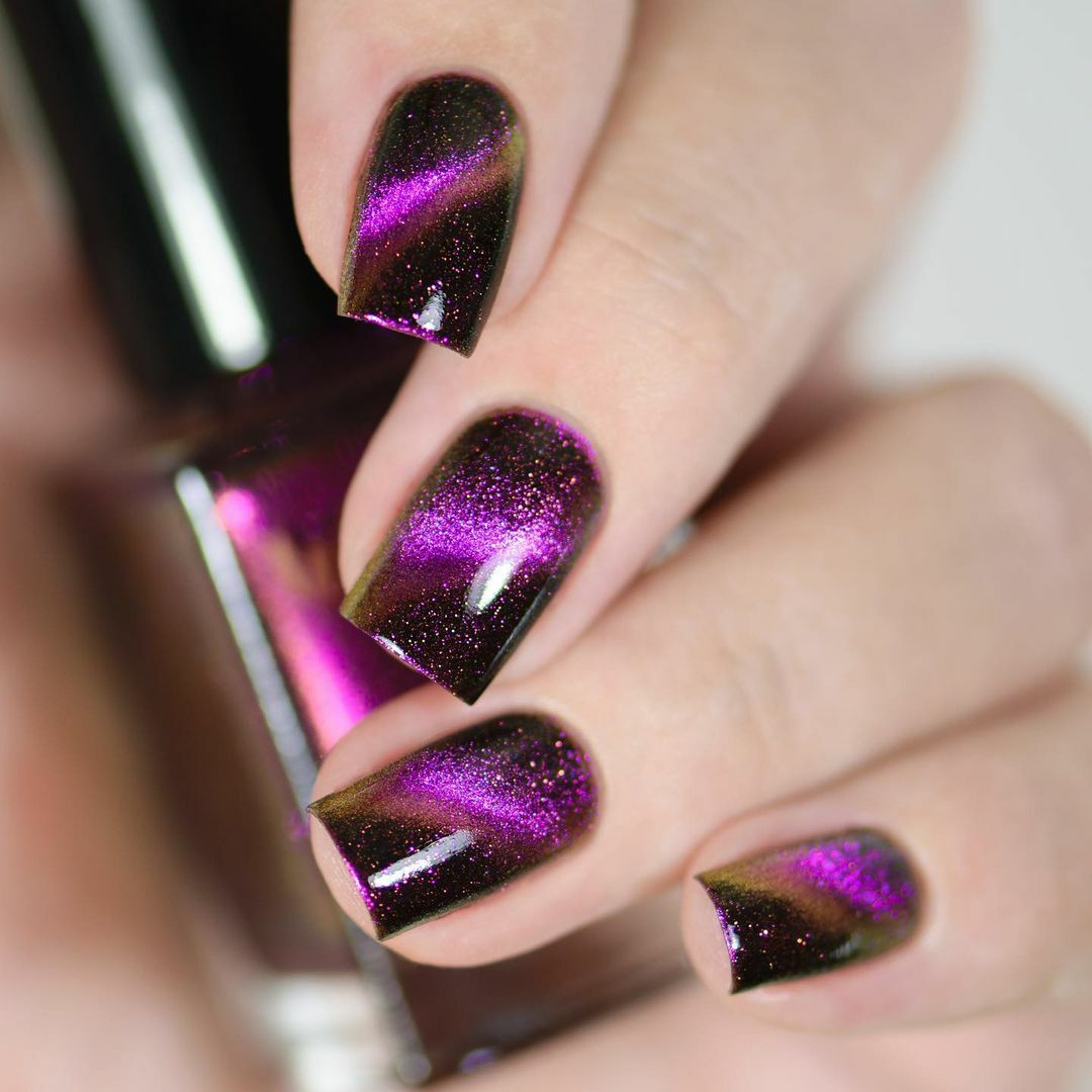 Whats Up Nails – Horsehead Nebula Regular Polish (Purple Duochrome Magnetic)