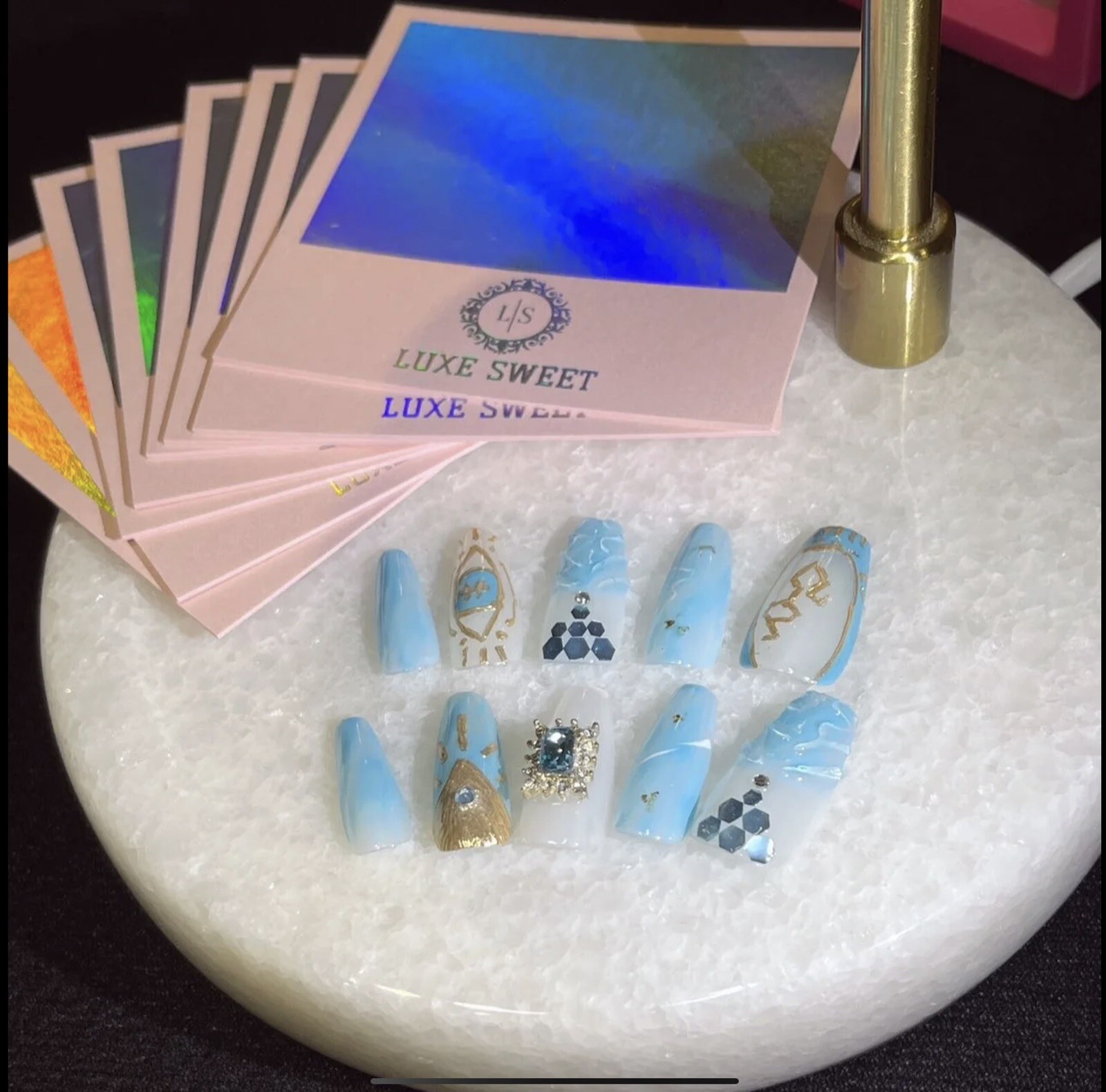 Atlantis’s Jewel Blue French Press On Nails Long Length (M/L）