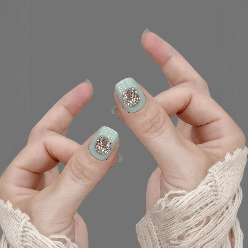 64Pcs Mint Green Rhinestone Press on Nails, Short Square Shiny Fake Nails
