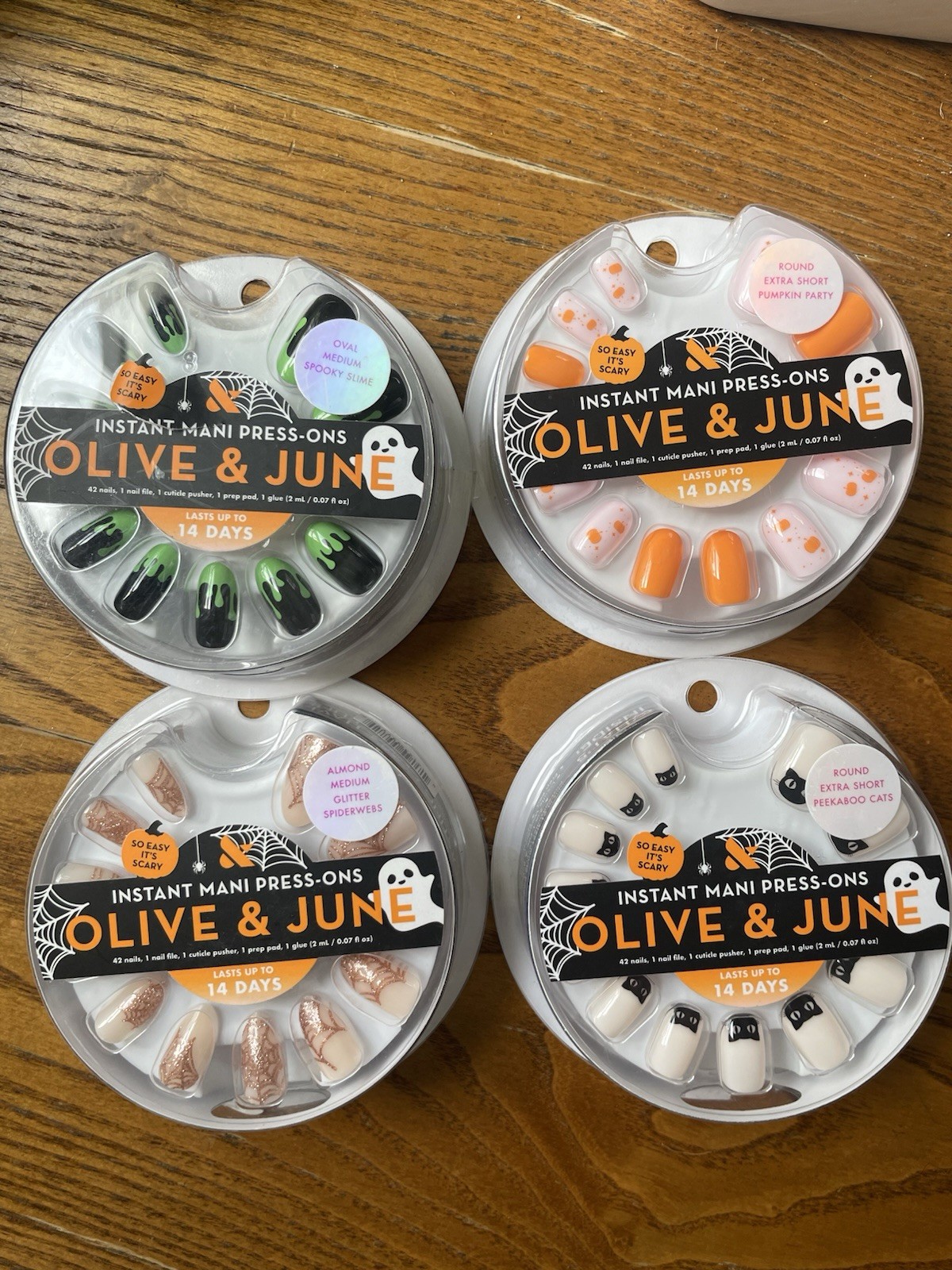 4 Sets of Olive & June Press On Mani Nails Assorted Design Halloween Spooky NEW