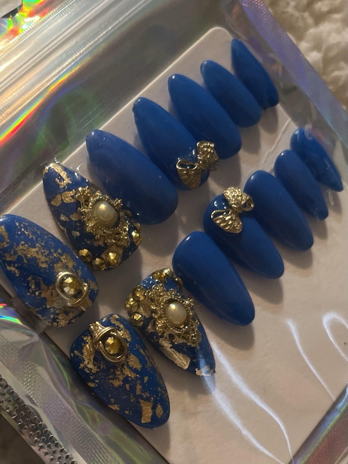Almond Press On Nails Short/Medium Length Teal With Gold Accents And Prep Kit