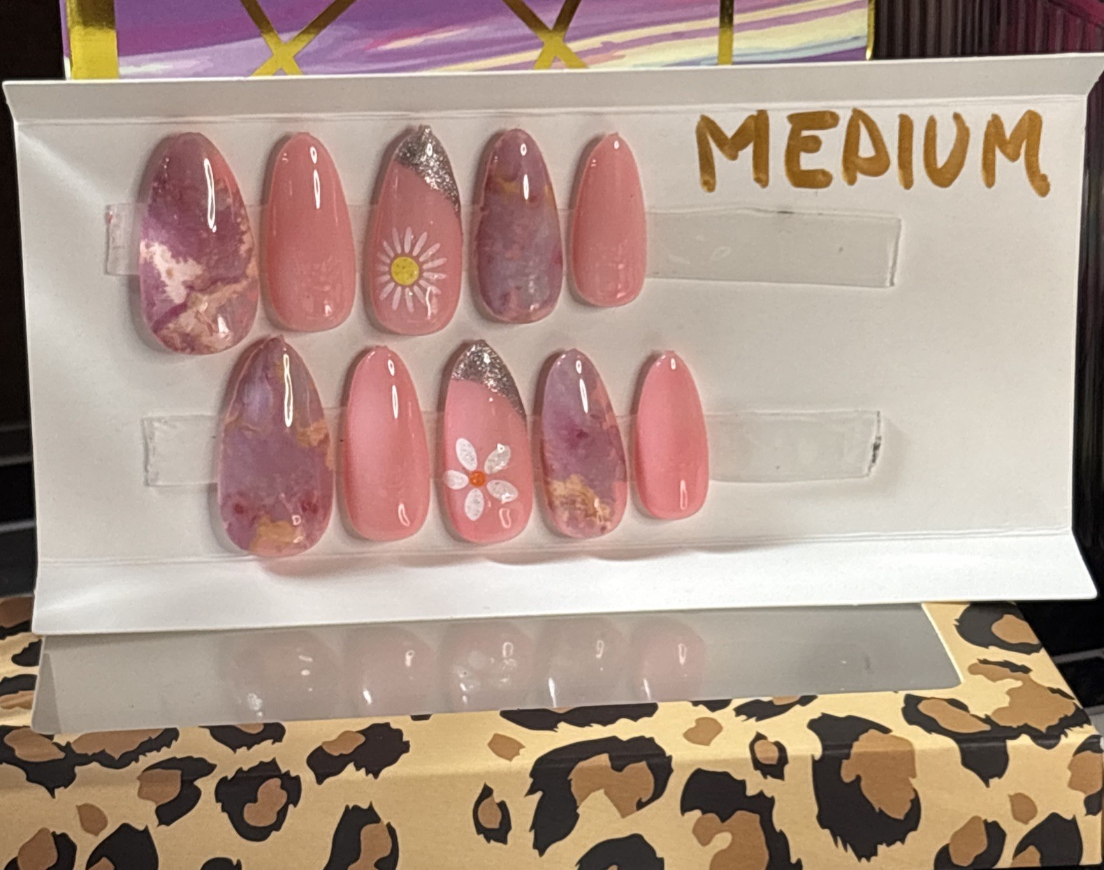 Press On Nails SzMed Almond-Nails full set Pink&silver gel polish w/Foil design
