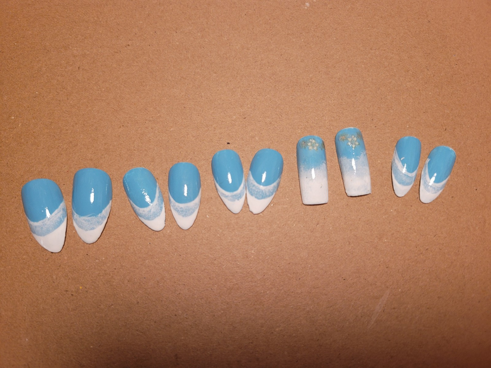 Press-On Nails Nails| Kawaii Blue/White French| Shape Almond| Size Medium| Reusa