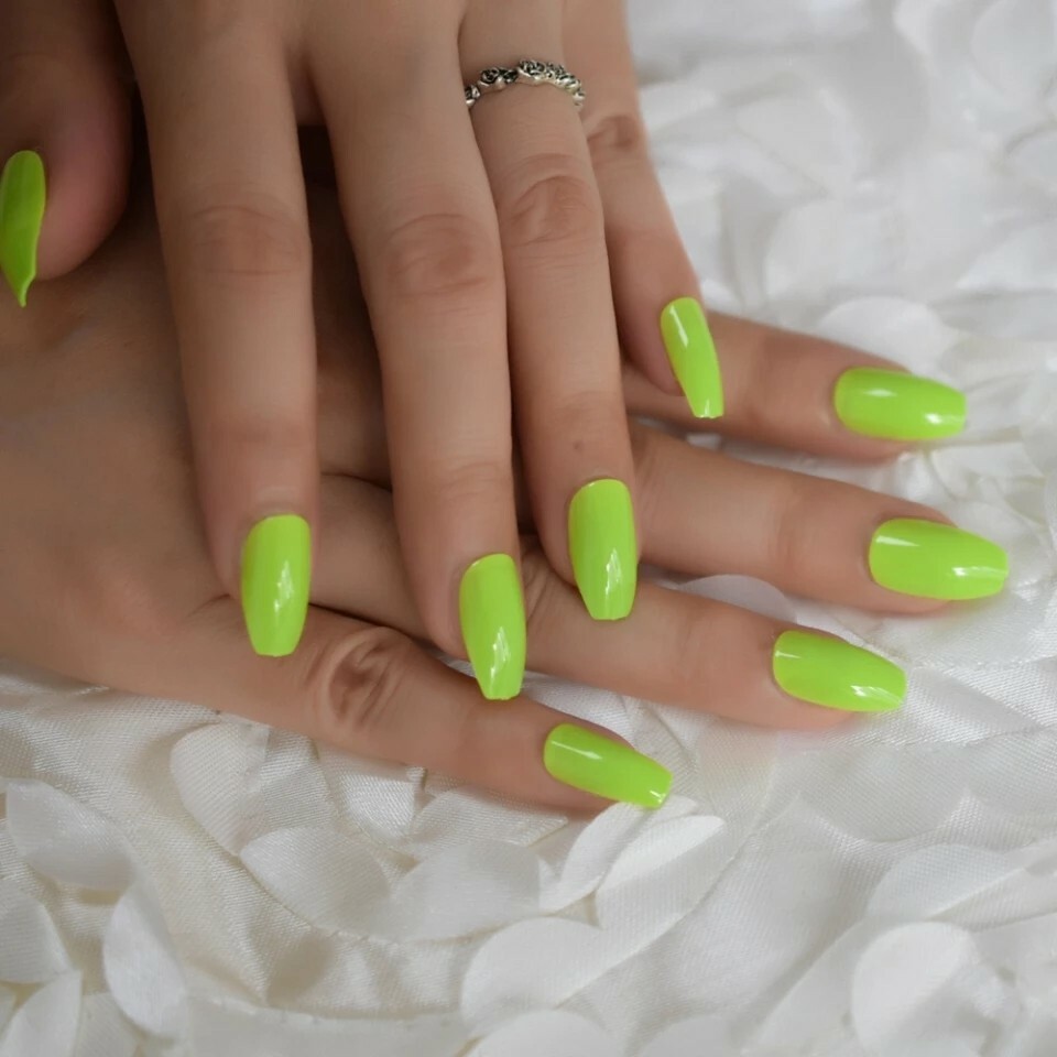 24 Neon Green Press On Nails w/ Glue Medium Coffin