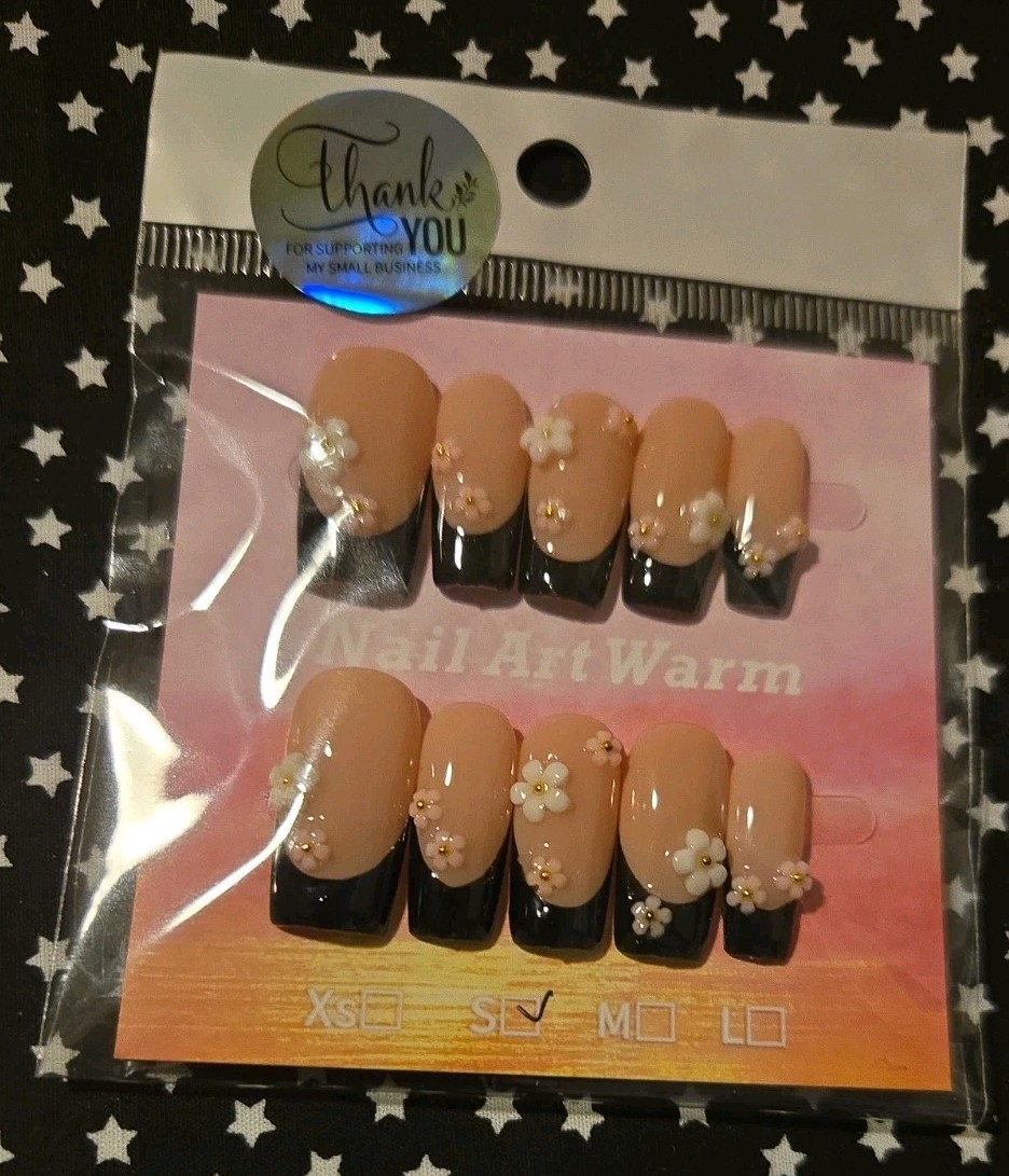French Design “Unbranded” Press On Nails Size S