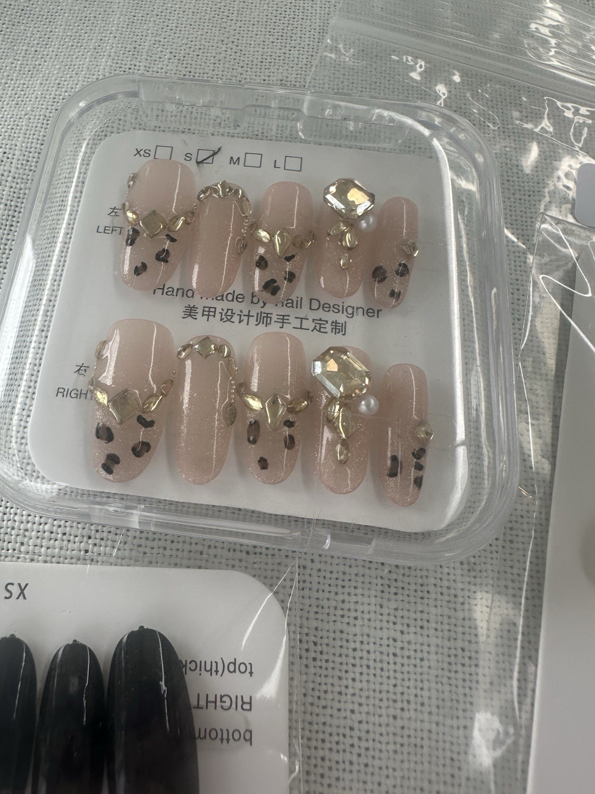 10 pairs 100 pieces press-on nails lot in size small