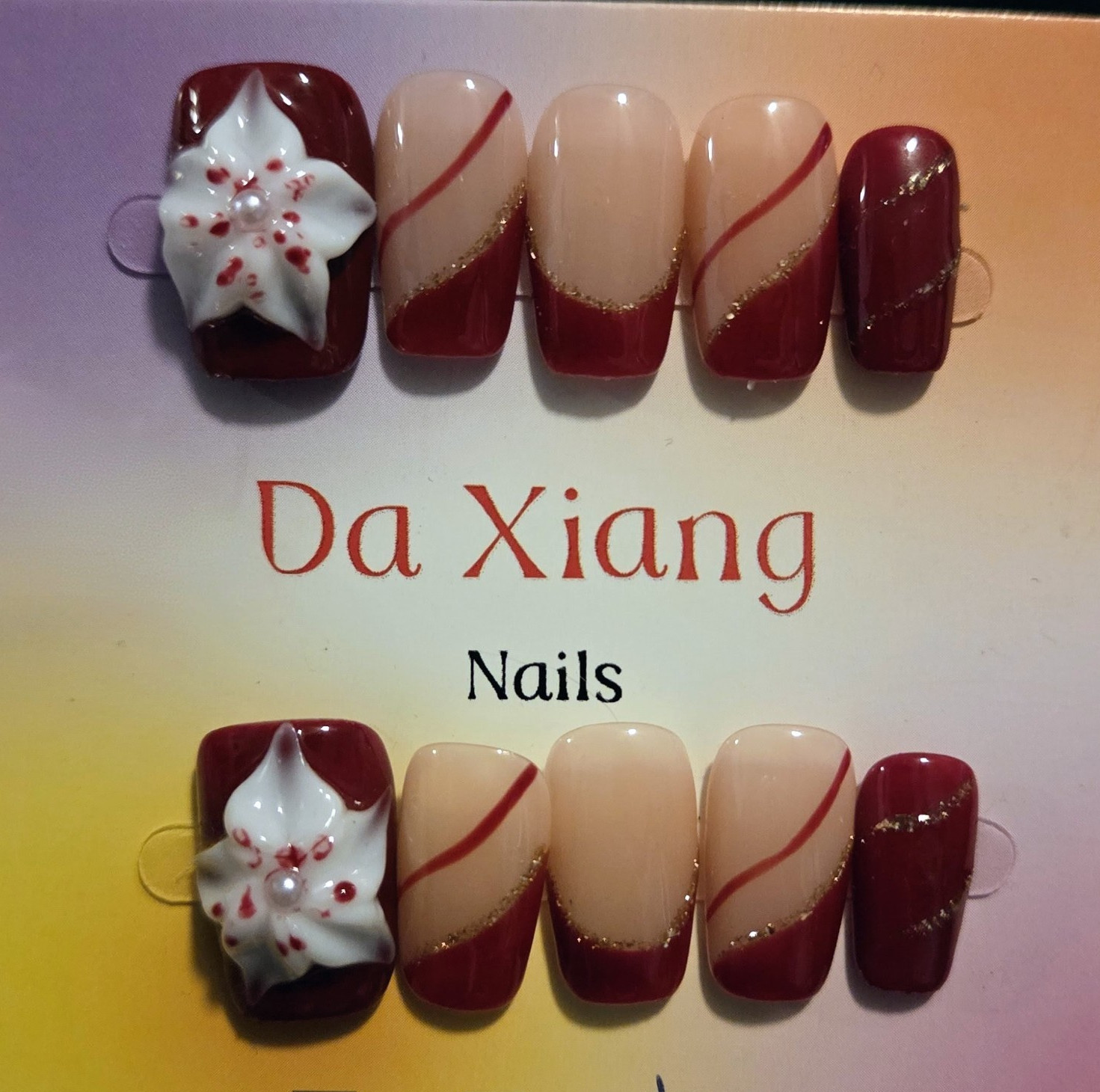 Handmade Da Xiang Square Press-On Nails Red/Nude/White 3D Flower-M