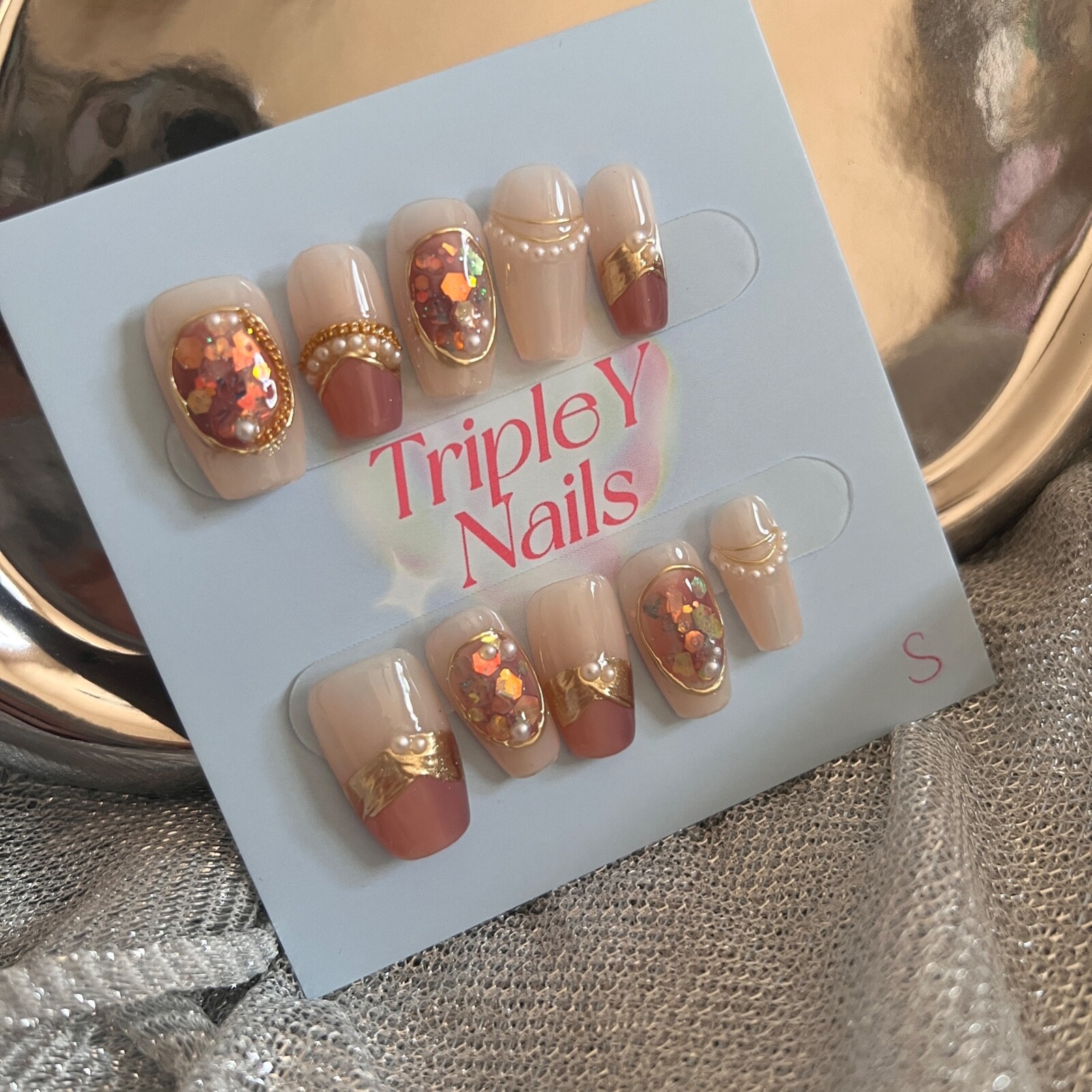 Size S – 10pcs Elegant Beige Red Pearl Gold Glitter French Tip Press On Nails