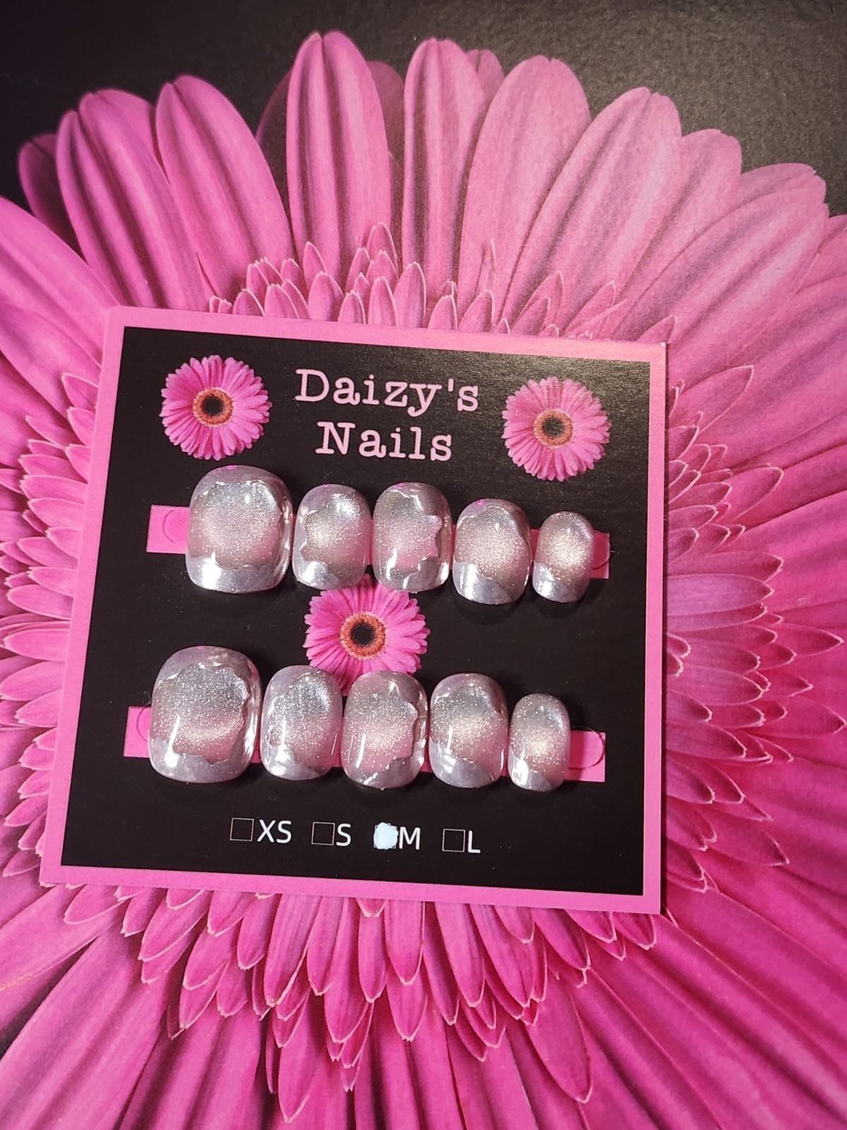 Medium Size Silver Cat Eye Shimmer Set Handmade Round 1.5 Cm Length