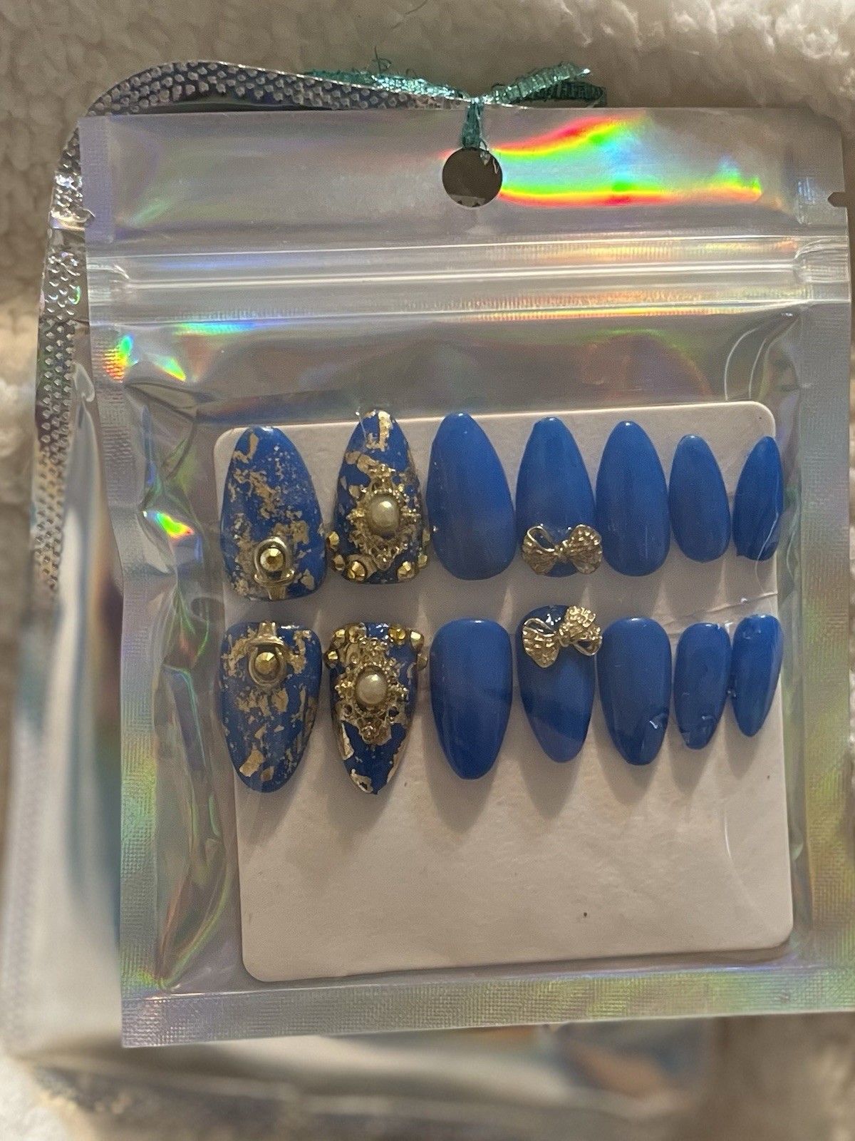 Almond Press On Nails Short/Medium Length Teal With Gold Accents And Prep Kit