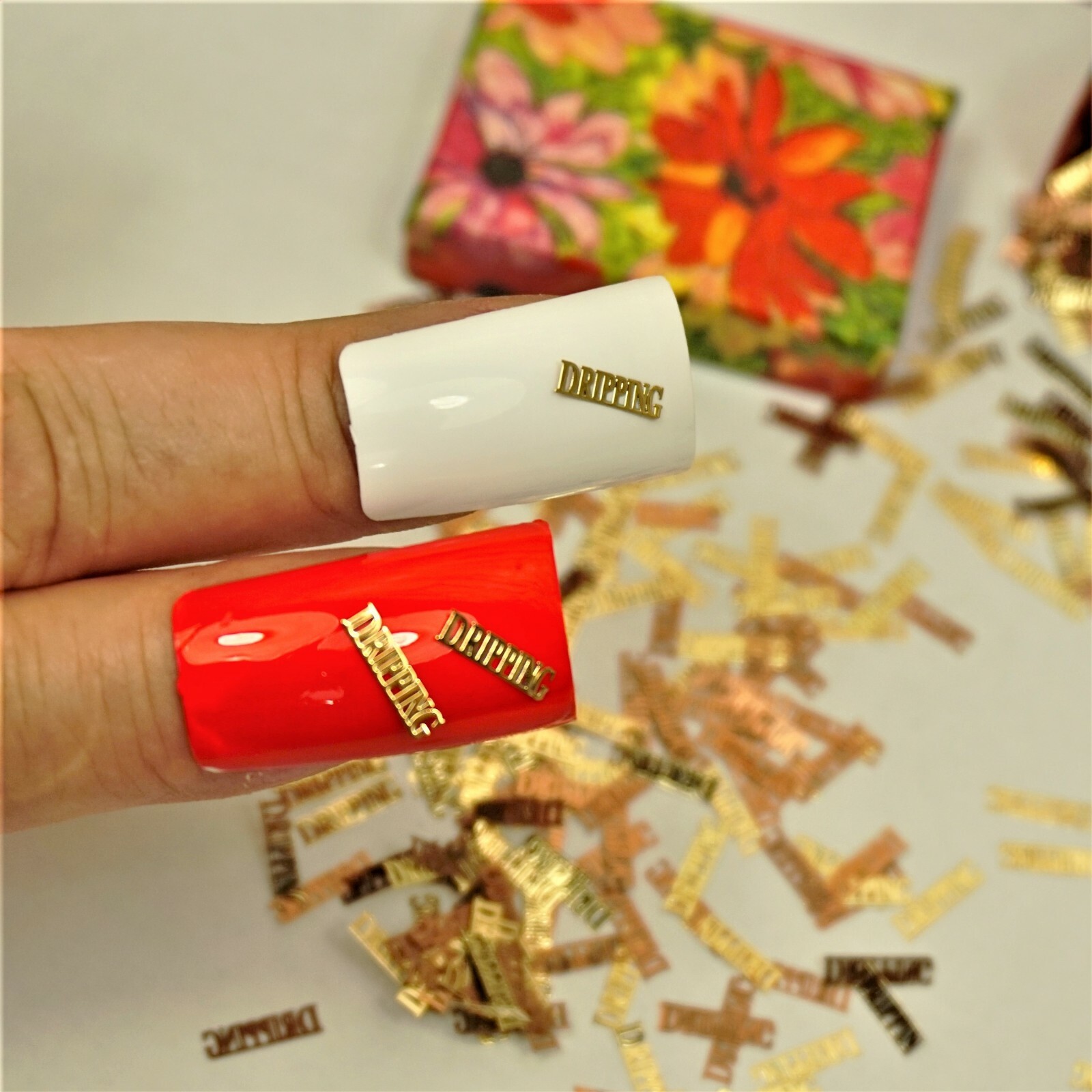 25 GOLD METAL “DRIPPING” NAIL CHARMS NAIL DECALS SMALL GIFT IN BOX FOR WOMEN