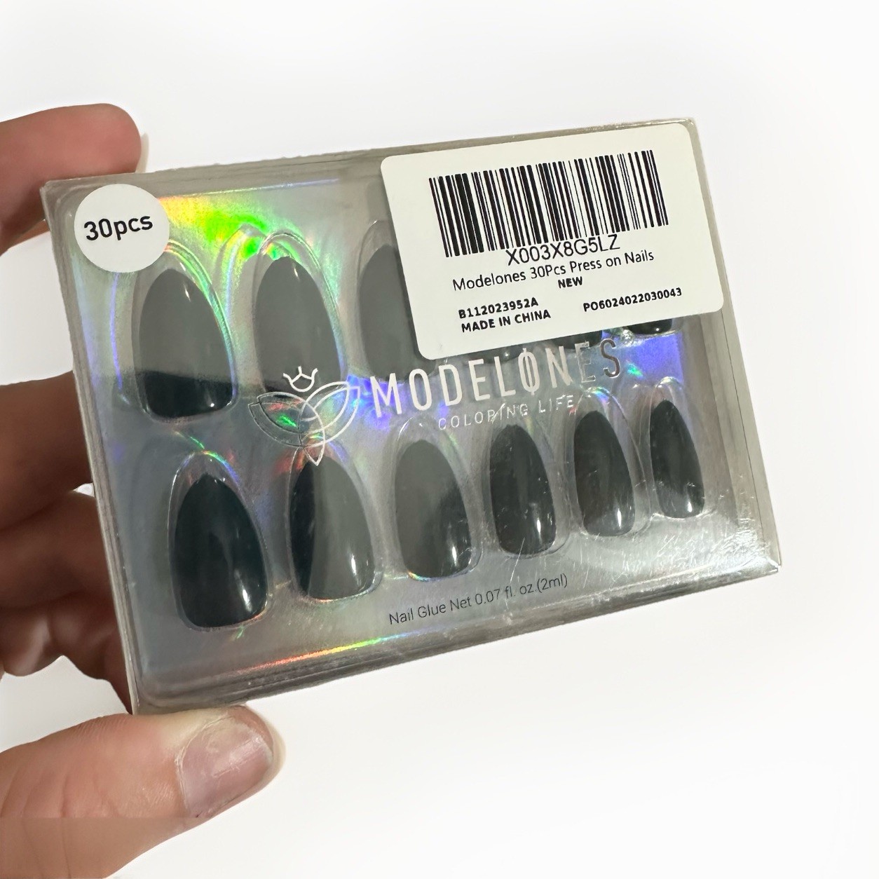 NEW Modelones 30 Pc Press On Nail Set Dark Green Almond Shape Medium Length