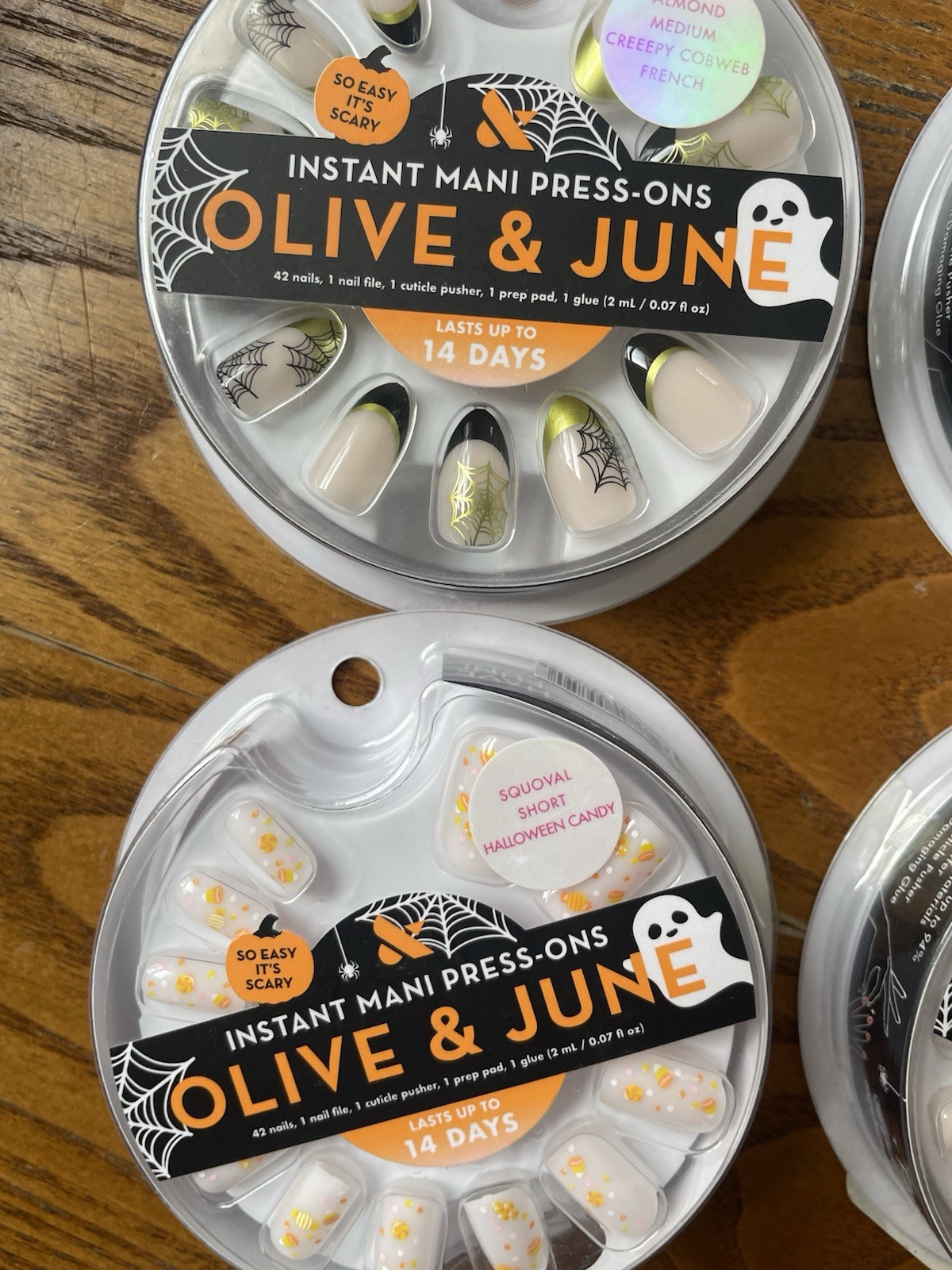 4 Sets of Olive & June Press On Mani Nails Assorted Design Halloween Spooky NEW