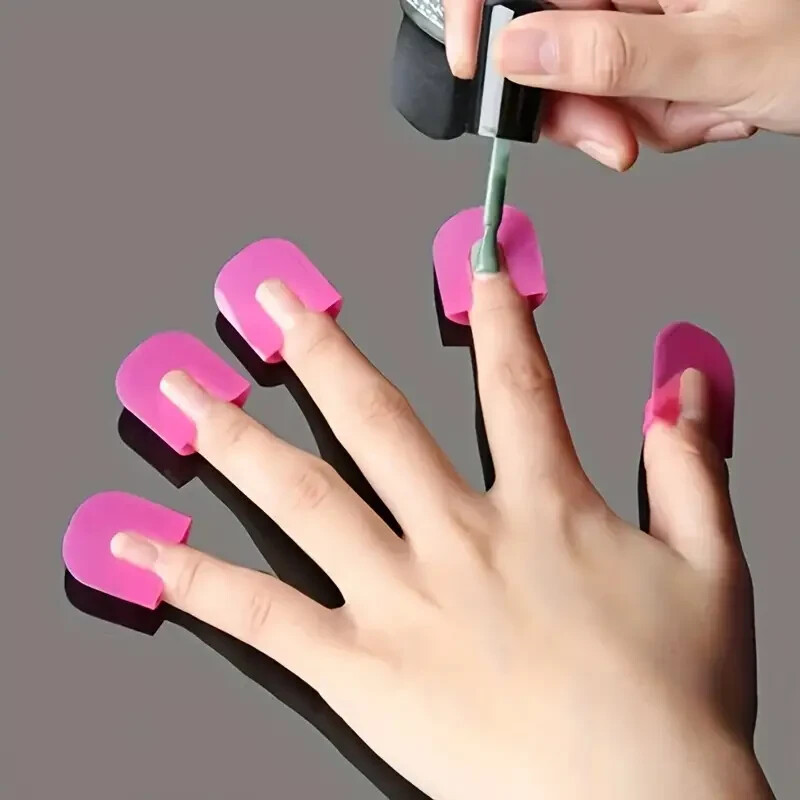 26pcs Reusable Soft Plastic Nail Polish Protectors, Smudge-proof, easy to clean