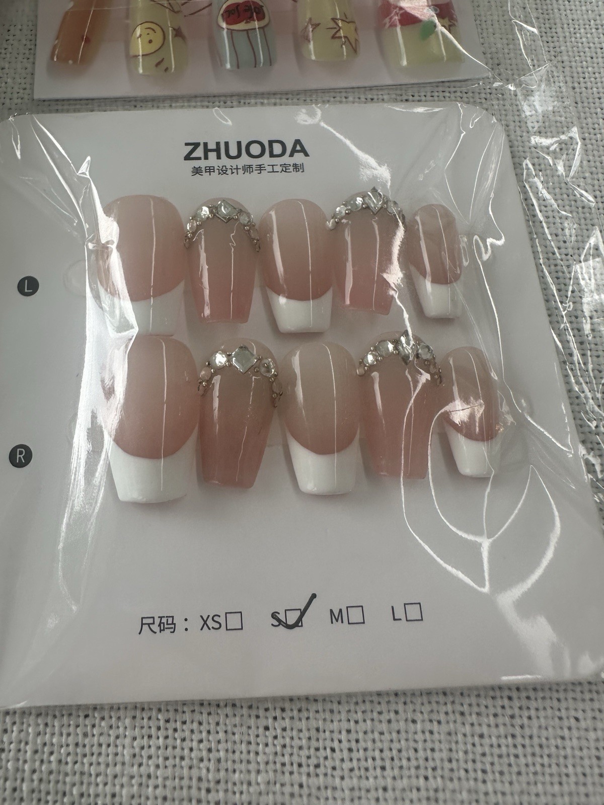 10 pairs 100 pieces press-on nails lot in size small