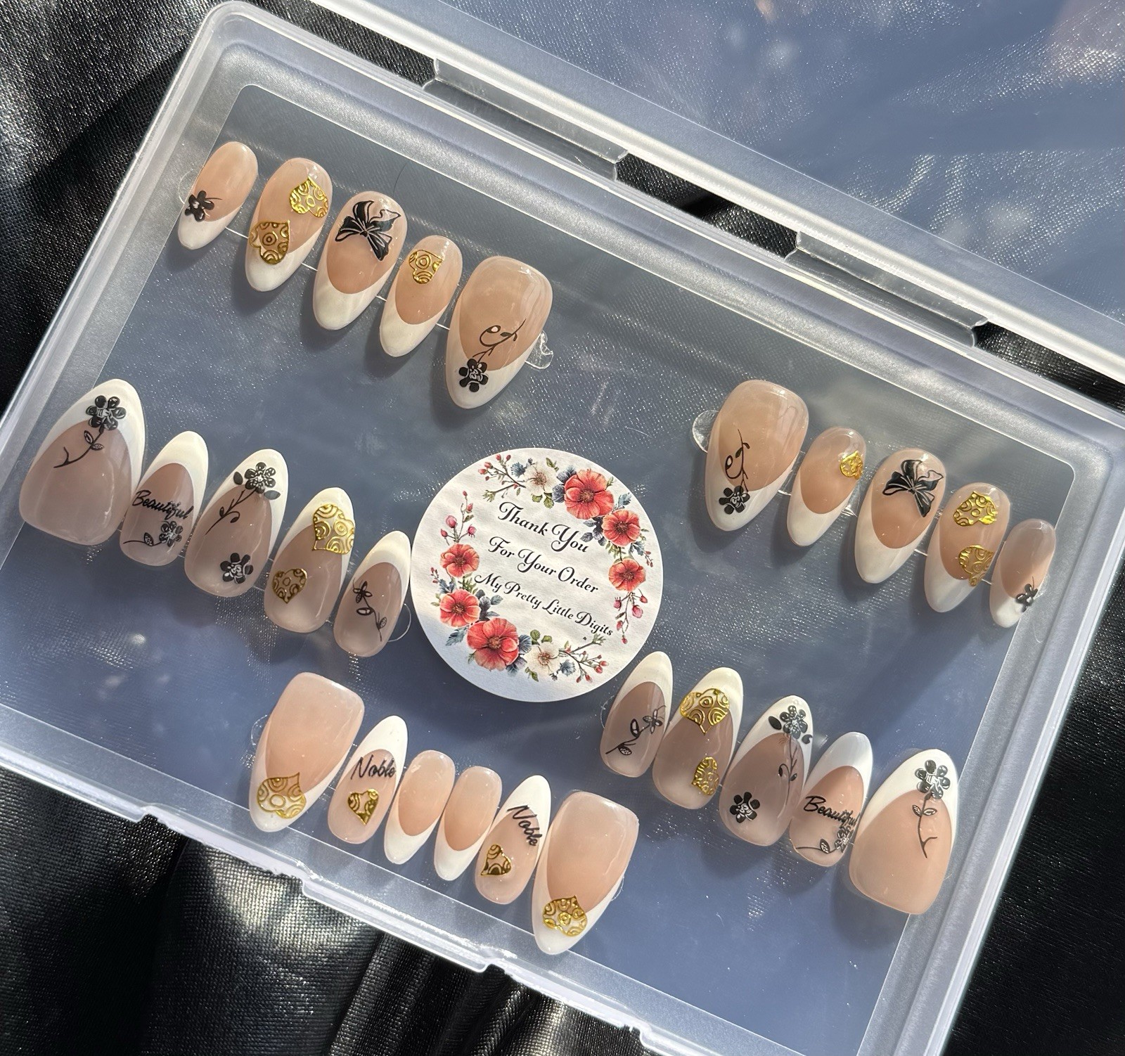 MyPrettyLittleDigits Natural French W/Blk flowers Nail Set Of 26~Free Gifts❣️