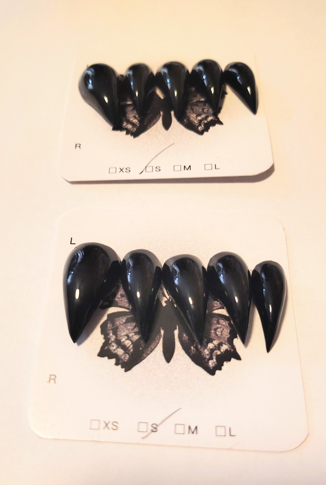 10 Pcs Small Handmade Press on Nails Short Curved Claw Black Color