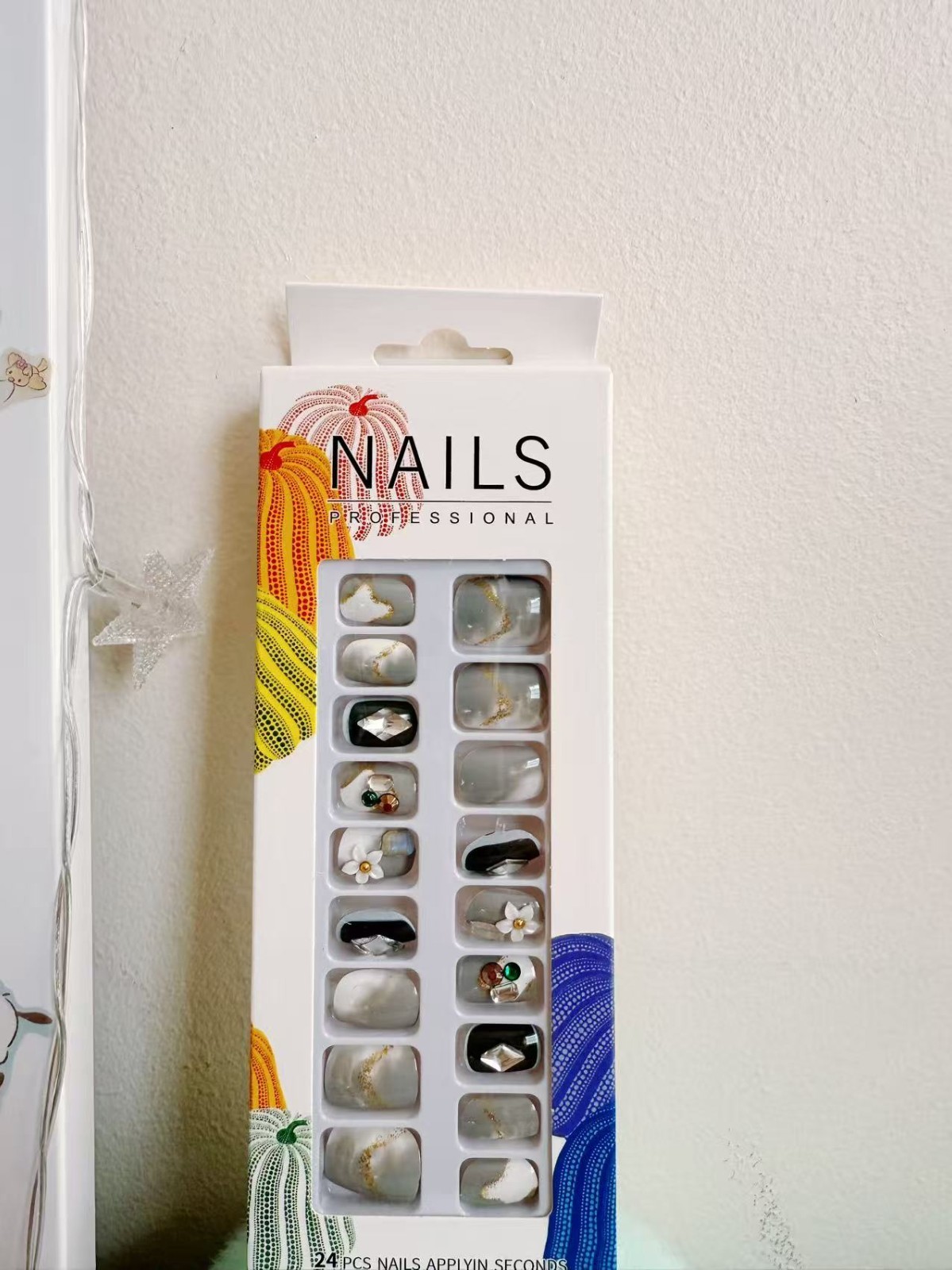 Cute Press On Nails–12pcs Colorful Fake Nails Set, Pastel/Glitter Style. Reusabl