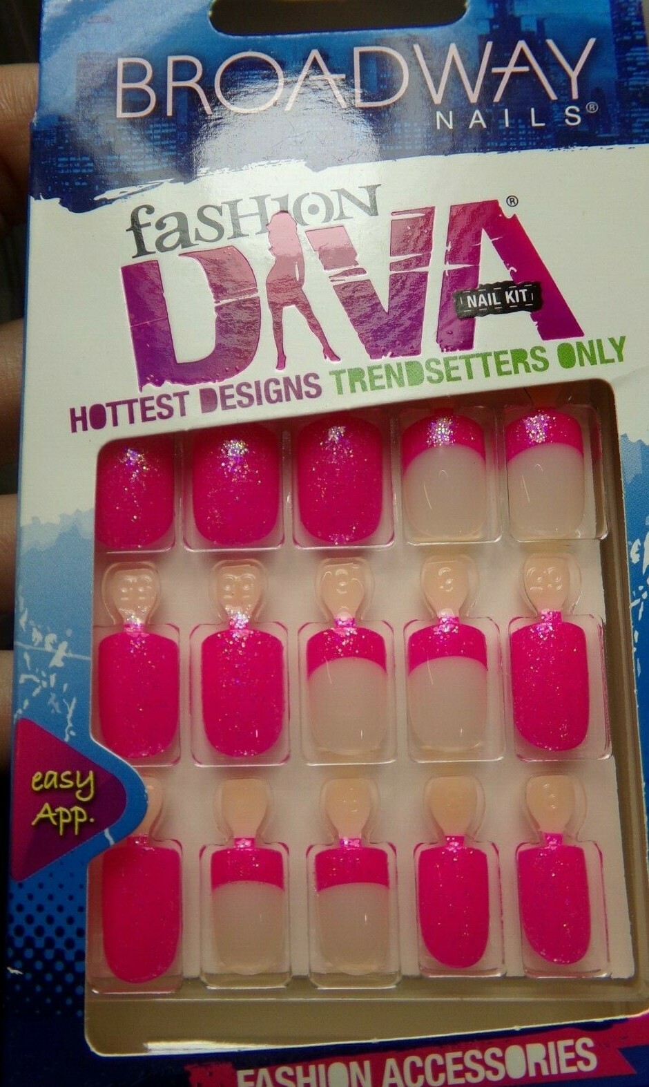 BROADWAY FOR KISS Tabbed NAILS GLUE ON Short -Pink with Halo Glitter