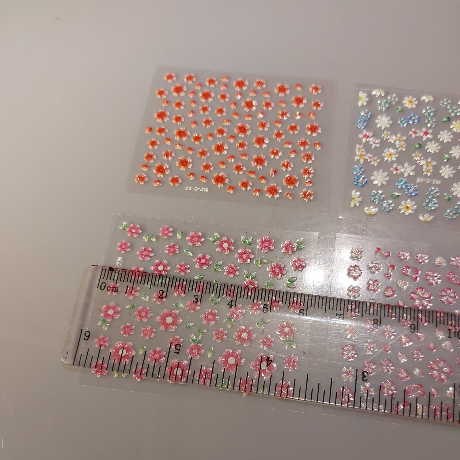 4 X Small Sheets Of Colour Nail Art Stickers (Dn378) New
