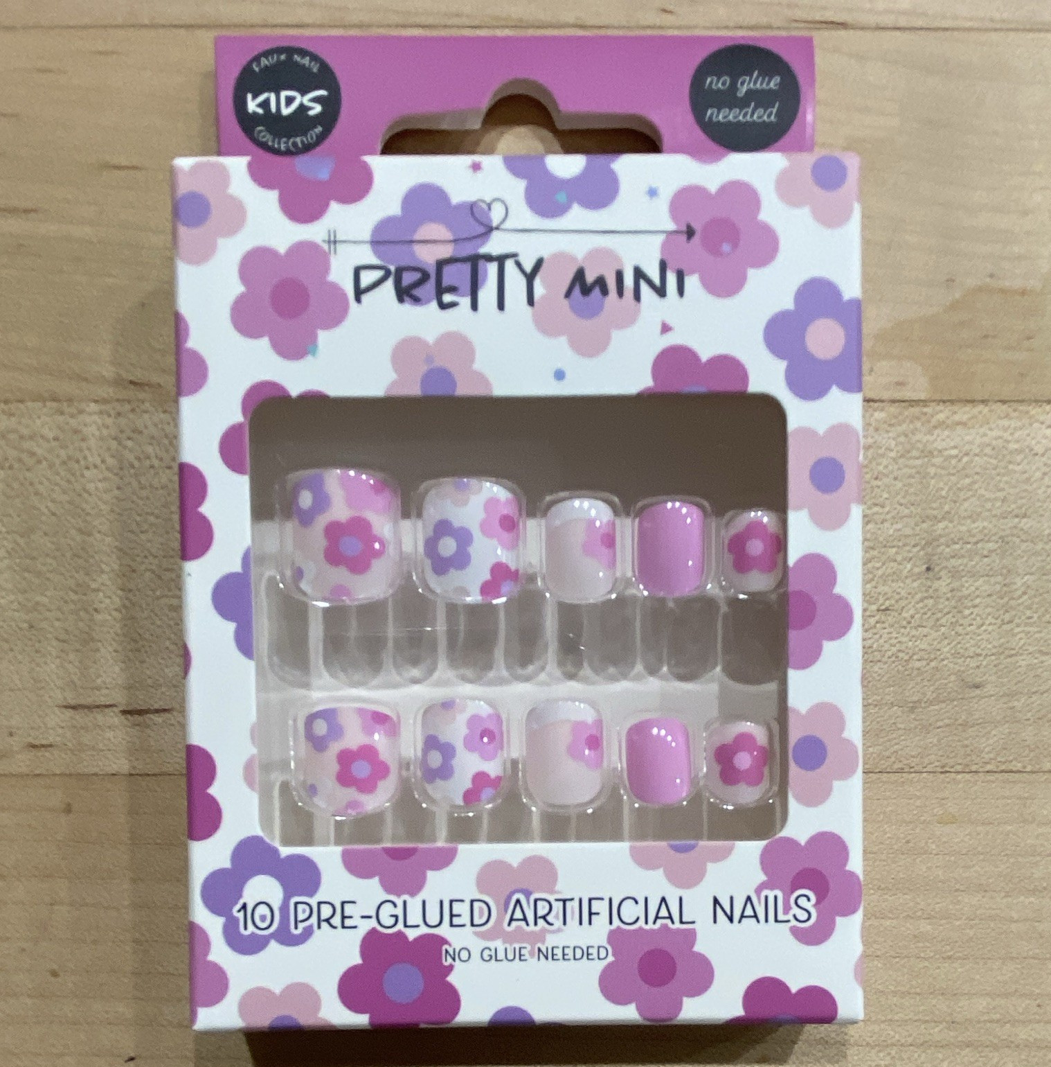 Pretty Woman Pretty Mini Press-On Nails Pre-Glued Floral Pink Purple White