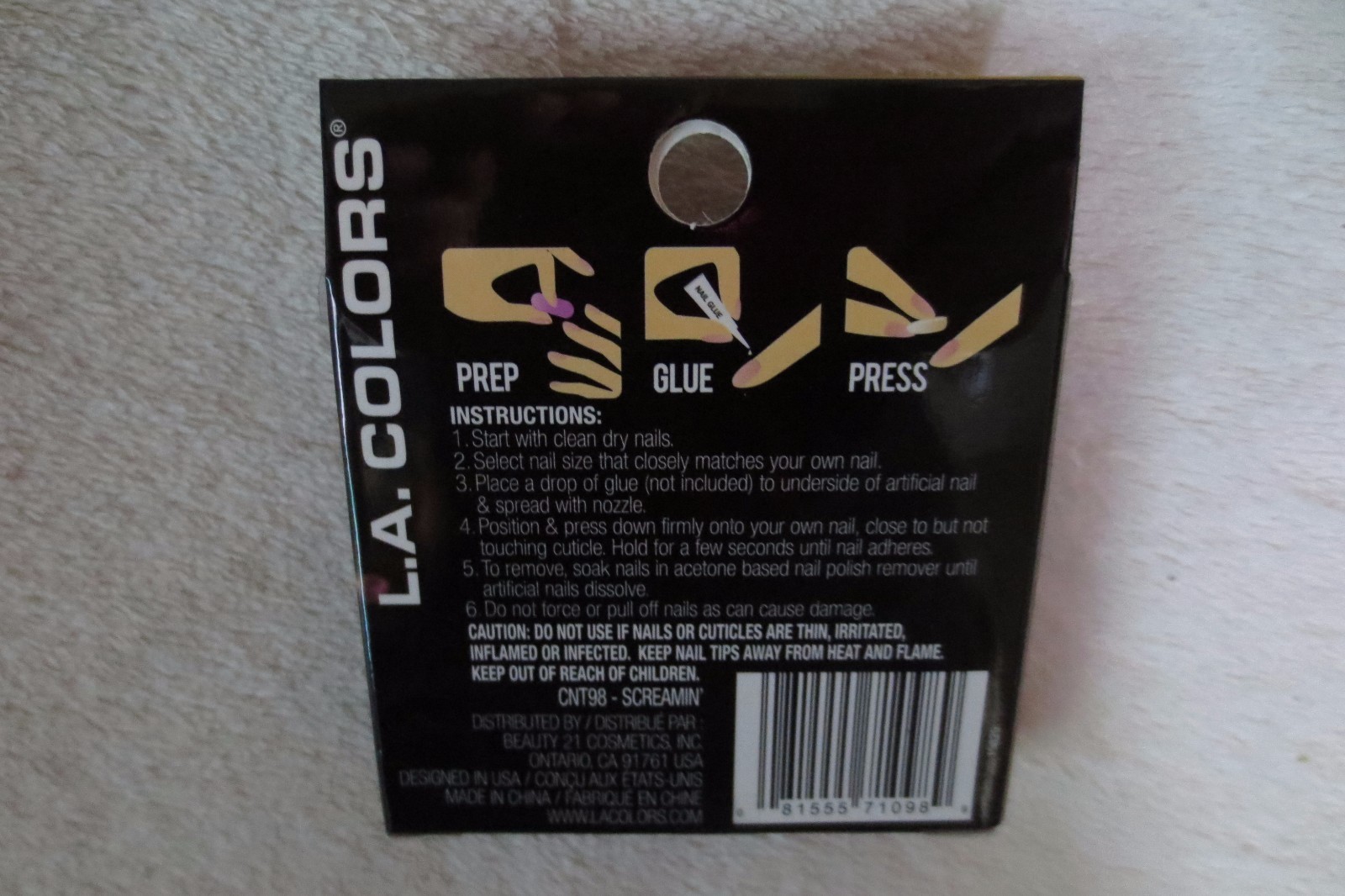 L.A. Colors Artificial Nails Enchanted Halloween Black/Gold Short New