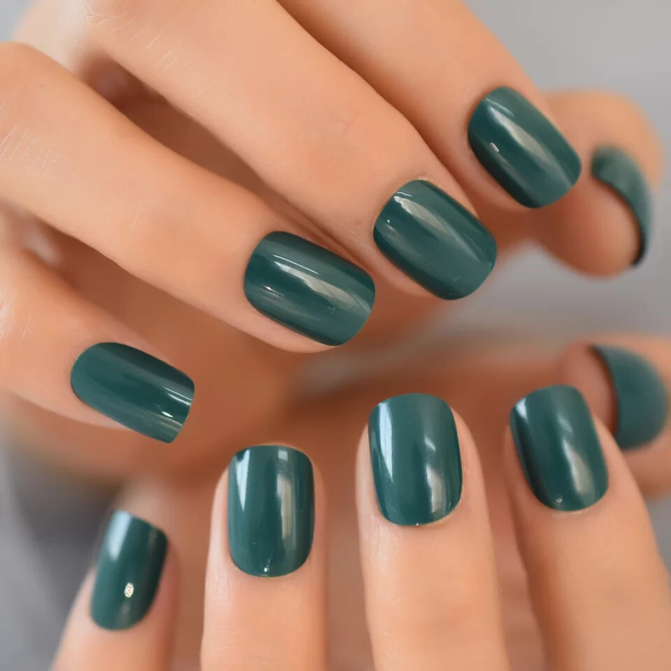 24 Short Press on nail kit w/ glue Dark Green evergreen winter goth